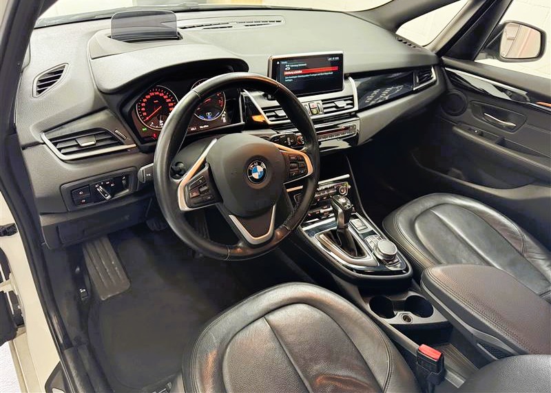 BMW 225xe iPerformance Active Tourer Steptronic-image-5