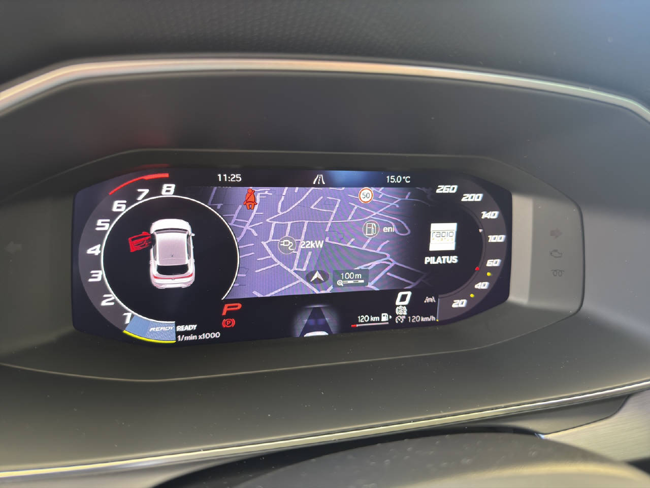 SEAT Leon 1.5 eTSI 150 FR DSG-image-13
