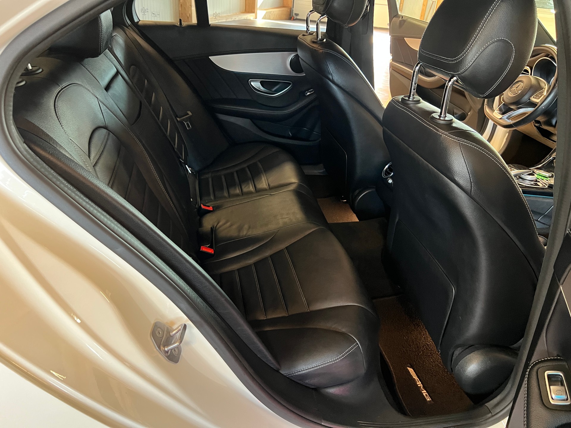 MERCEDES-BENZ C 43 AMG 4Matic 9G-Tronic-image-14