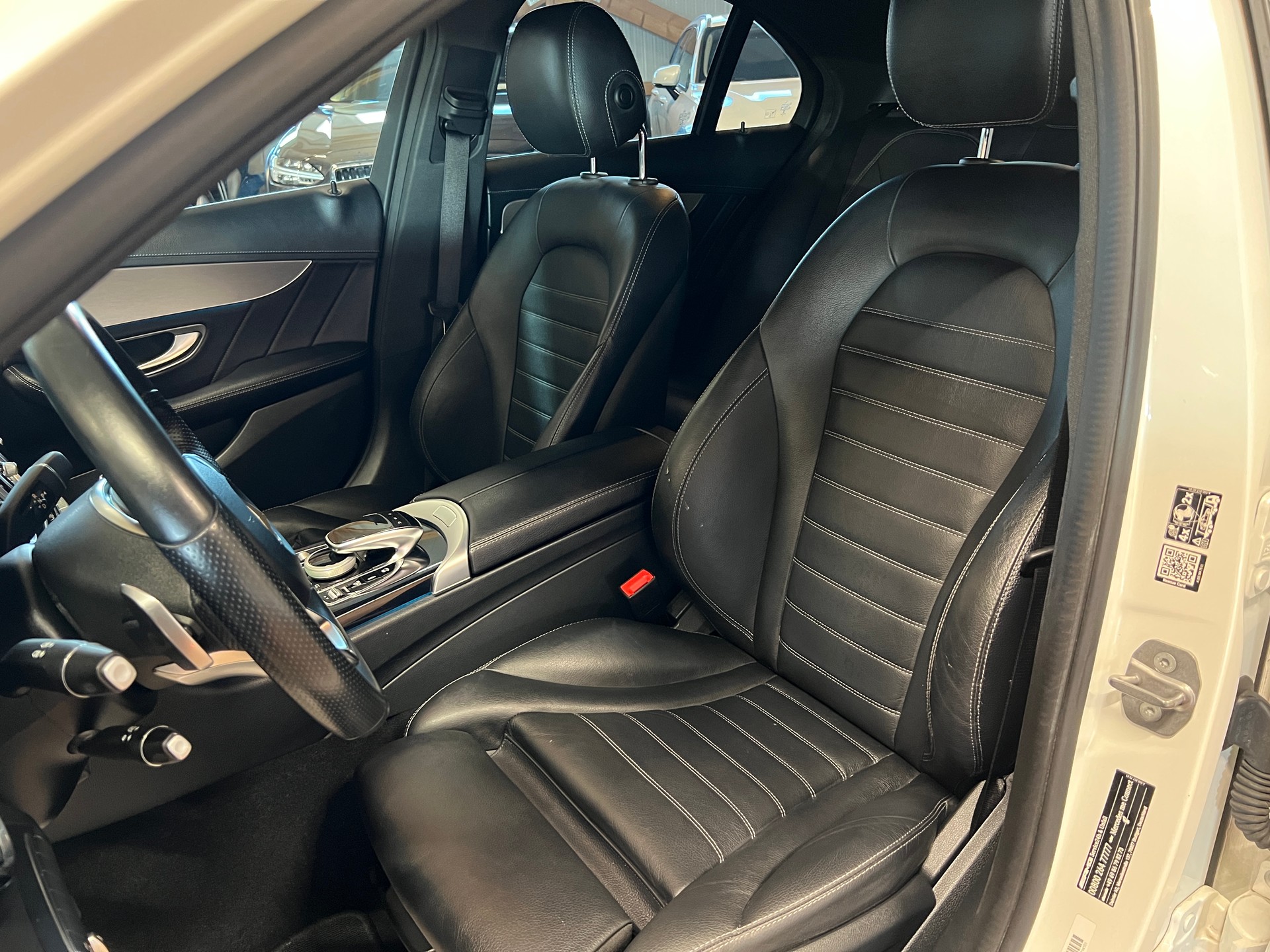 MERCEDES-BENZ C 43 AMG 4Matic 9G-Tronic-image-9