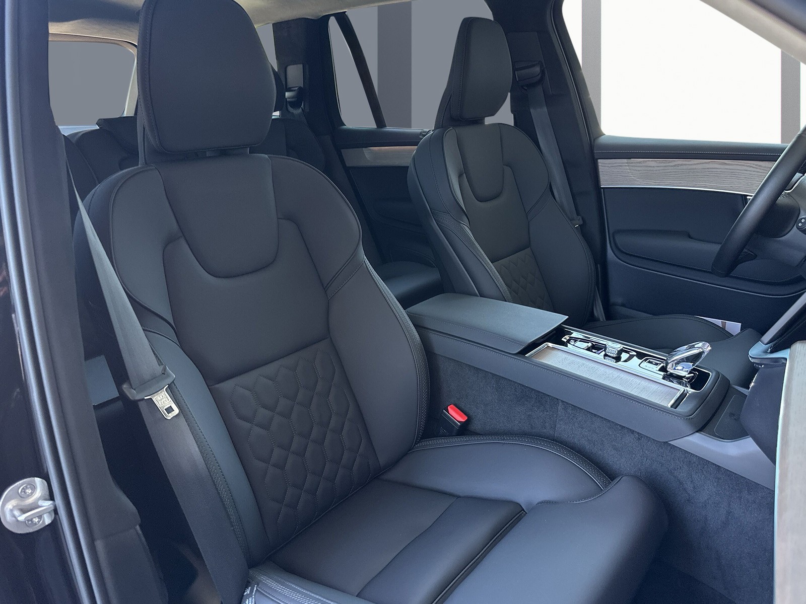 VOLVO XC90 2.0 T8 TE Ultra Dark eAWD-image-10