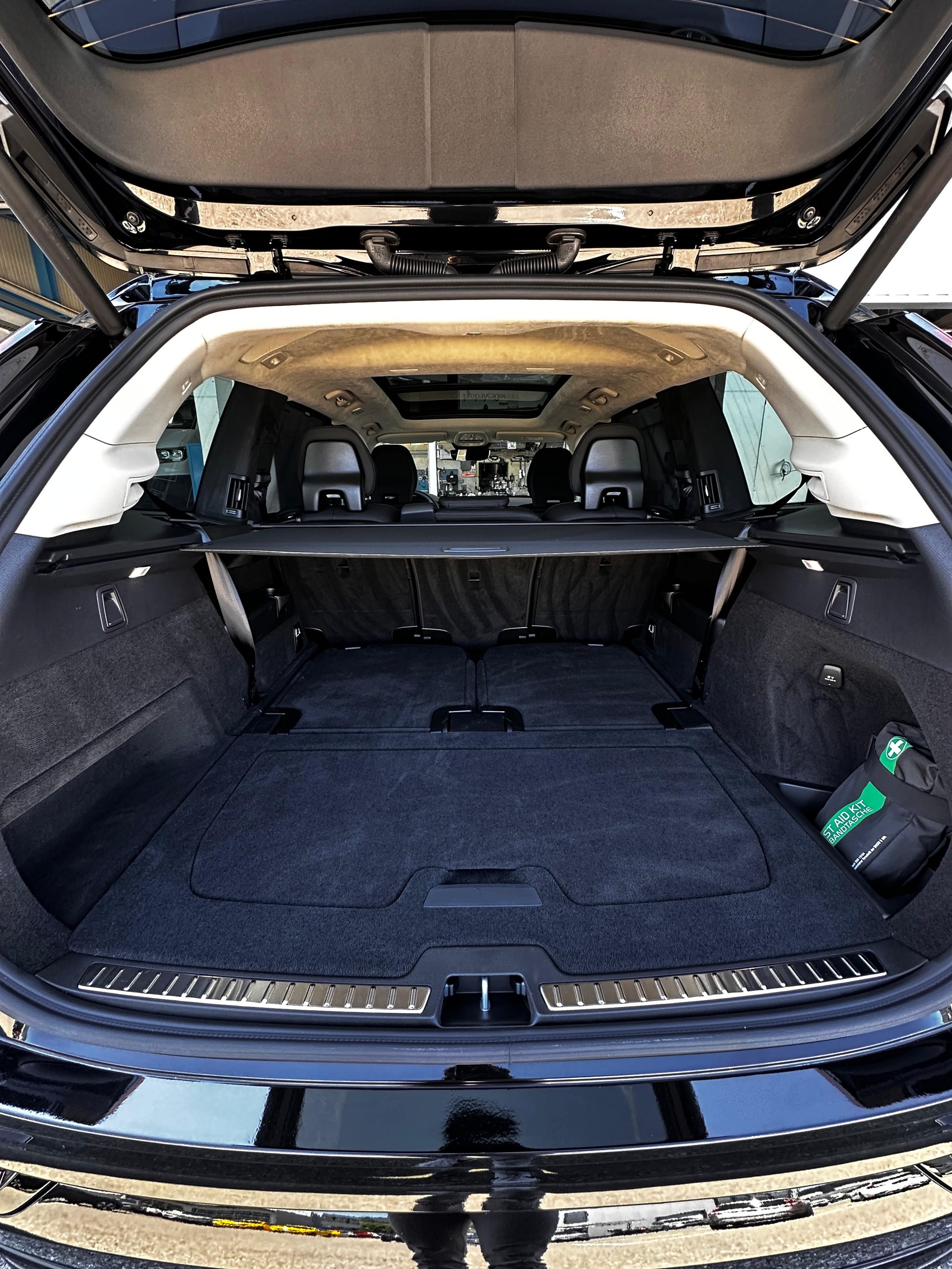 VOLVO XC90 2.0 T8 TE Ultra Dark eAWD-image-19