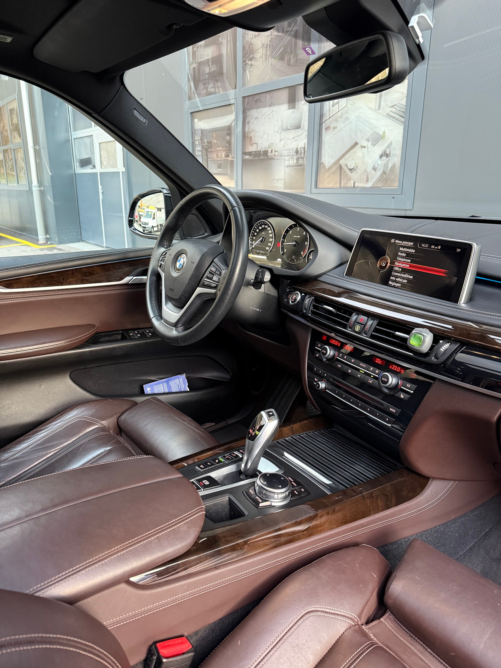 BMW X5 xDrive 30d Steptronic-image-13