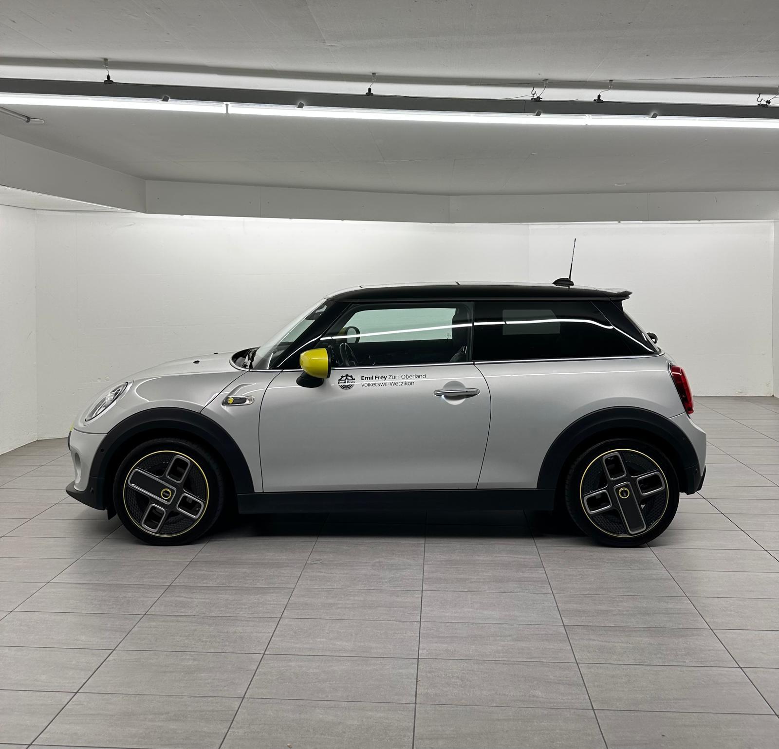 MINI F56 Cooper SE-showroom-element-2
