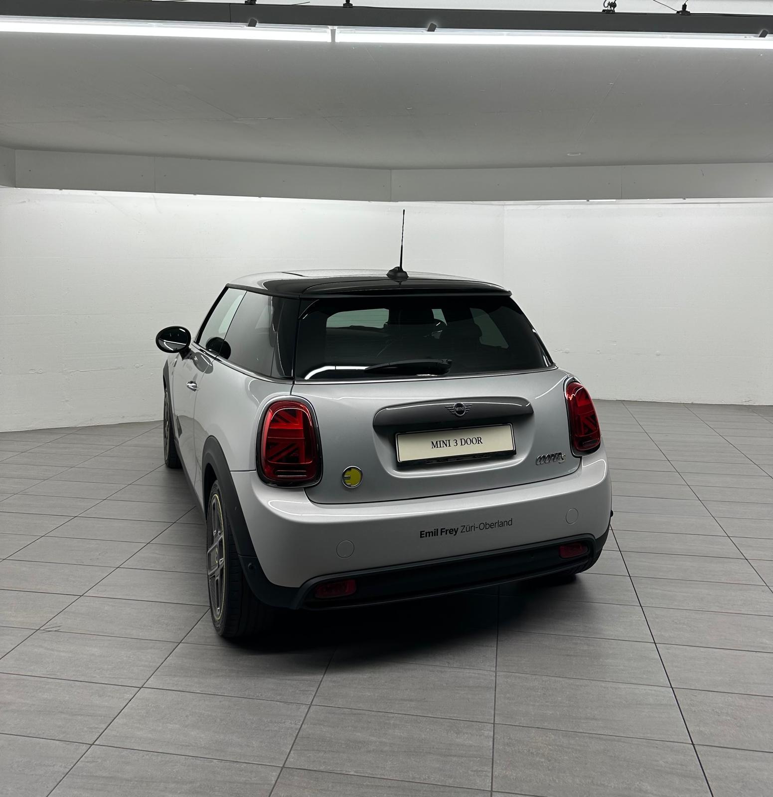 MINI F56 Cooper SE-image-4