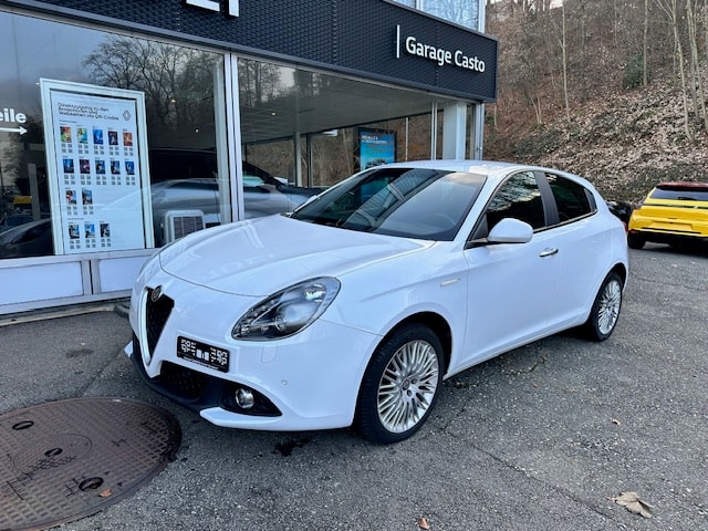 ALFA ROMEO Giulietta 2.0 JTDM Super TCT-showroom-element-3