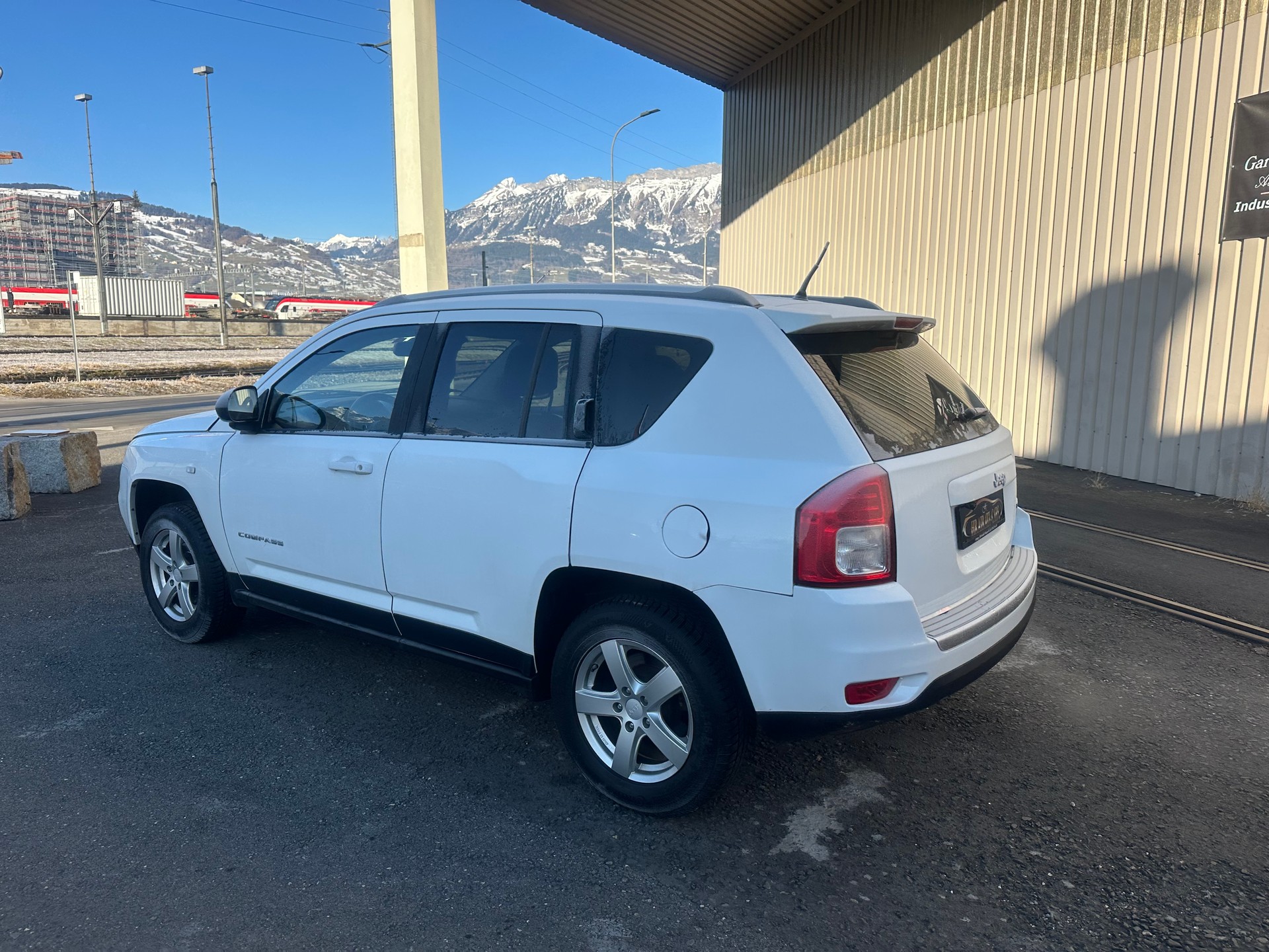 JEEP Compass 2.4 Limited CVT-image-4