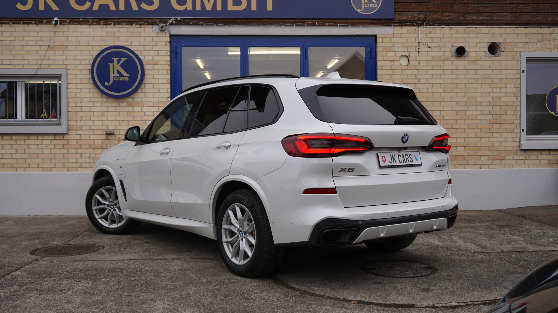 BMW X5 45e xDrive SAG-image-6
