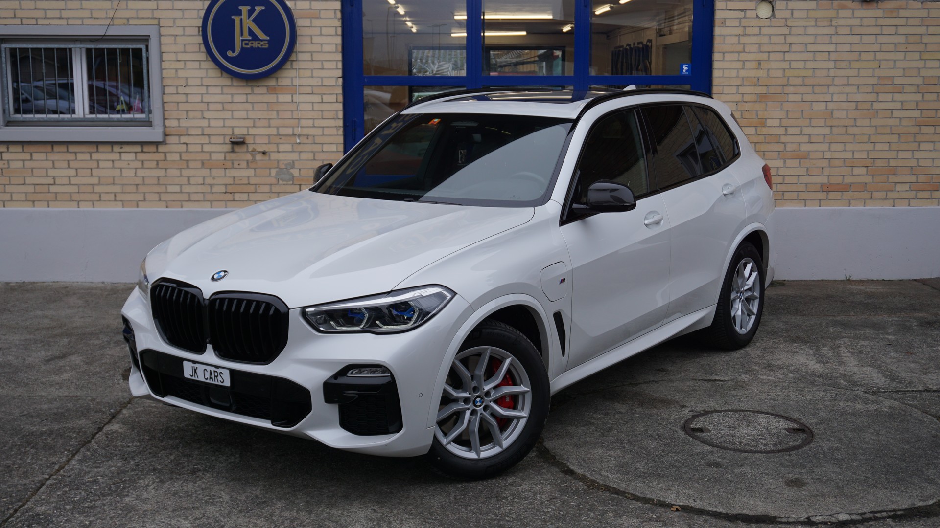 BMW X5 45e xDrive SAG-showroom-element-3