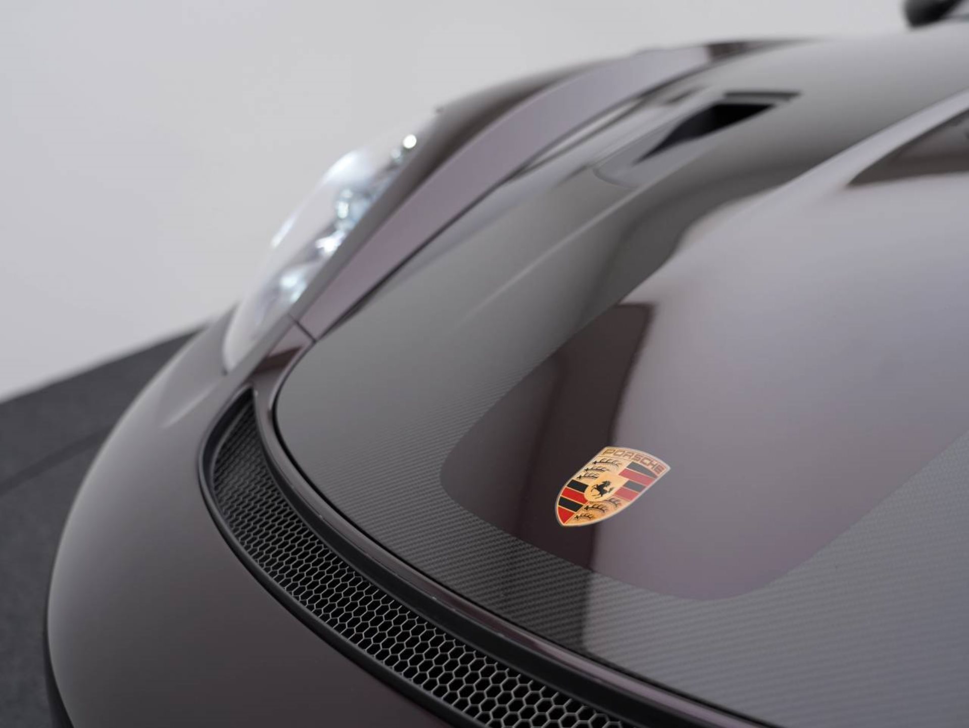 PORSCHE 718 Spyder RS-image-11