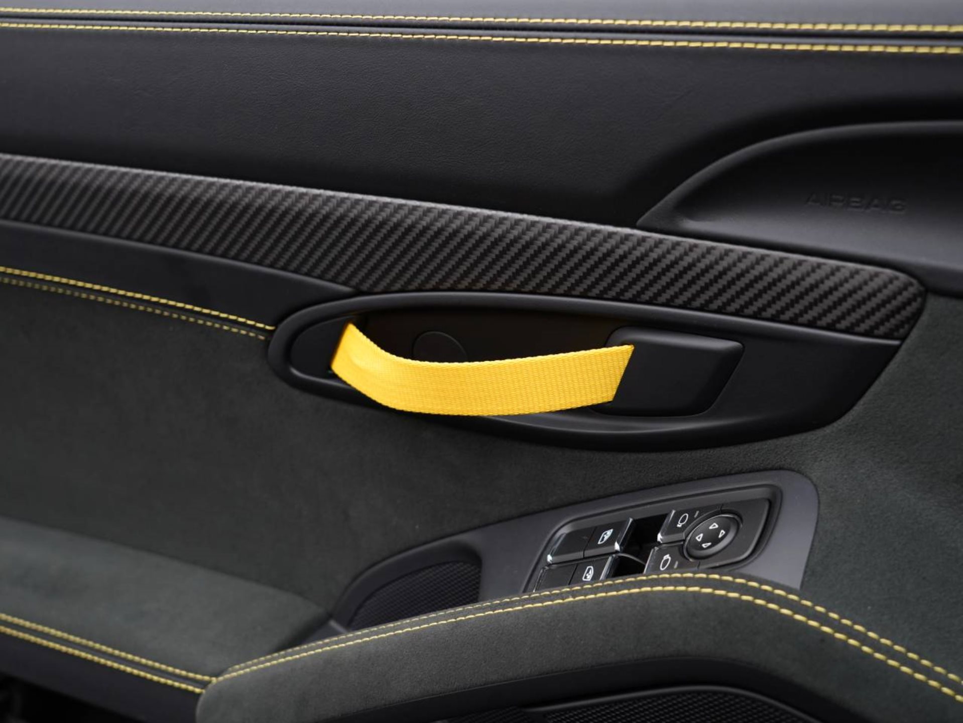 PORSCHE 718 Spyder RS-image-21