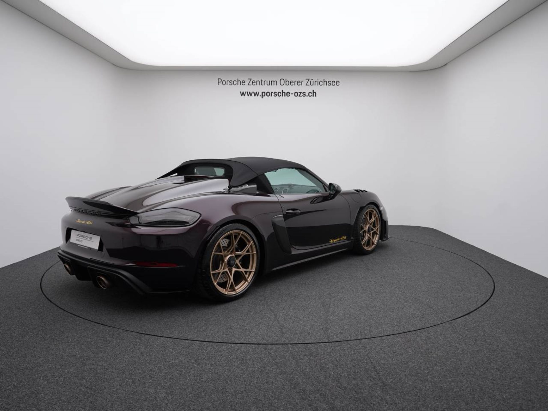 PORSCHE 718 Spyder RS-image-6