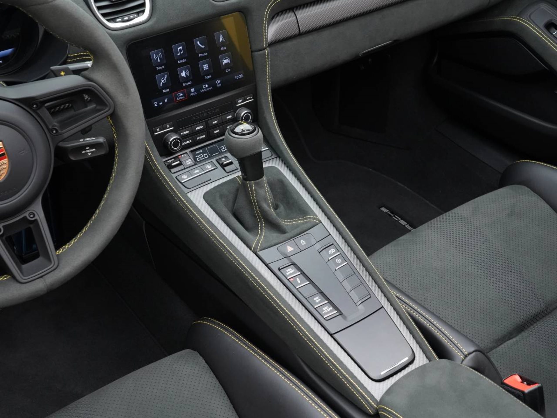 PORSCHE 718 Spyder RS-image-17