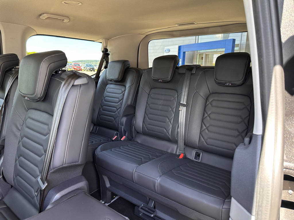 FORD Tourneo Custom Bus 320 L1 2.0 EcoBlue 170 Titanium X 4x4-image-9