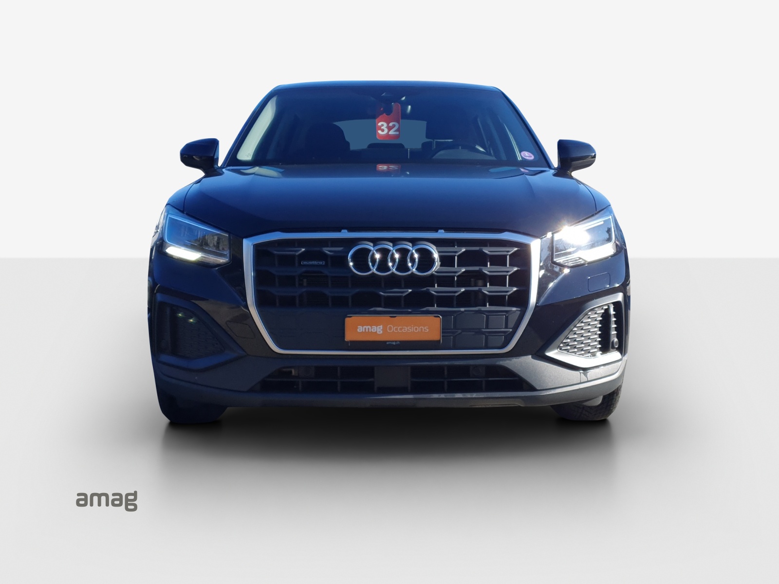 AUDI Q2 40 TFSI Attraction quattro S-tronic-image-6