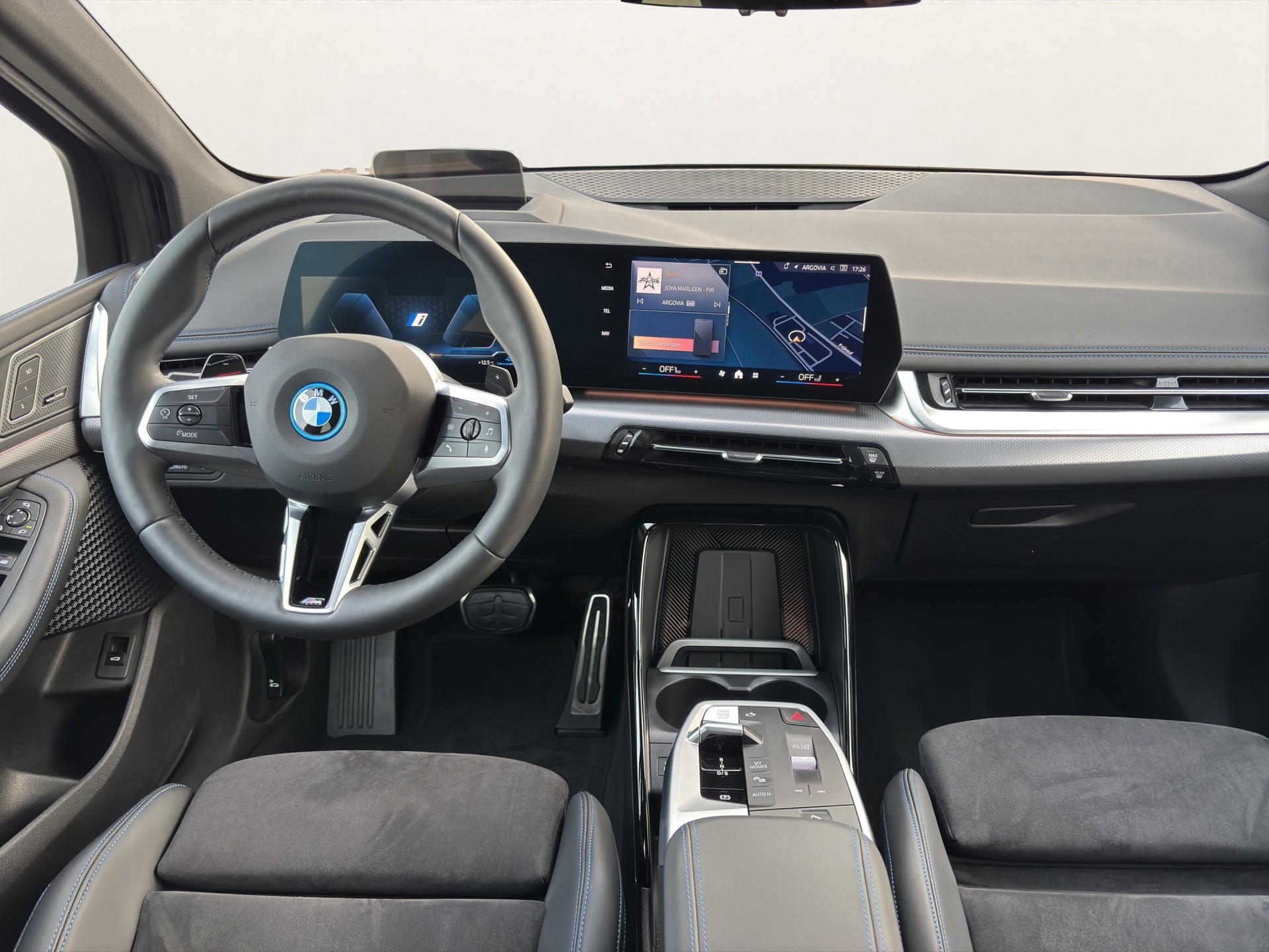 BMW 225e xDr. Act. T. M Sport-image-13