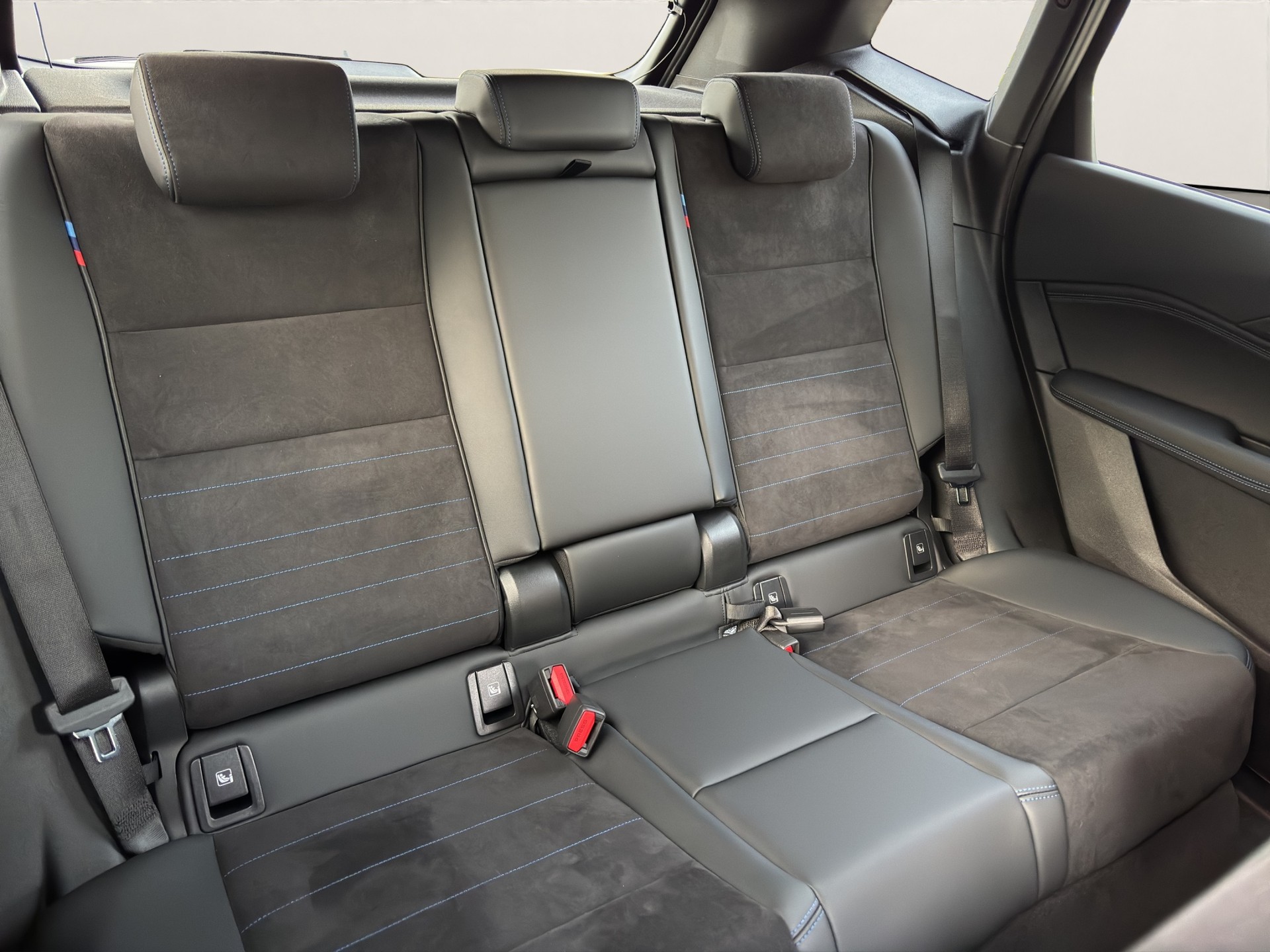 BMW 225e xDr. Act. T. M Sport-image-20