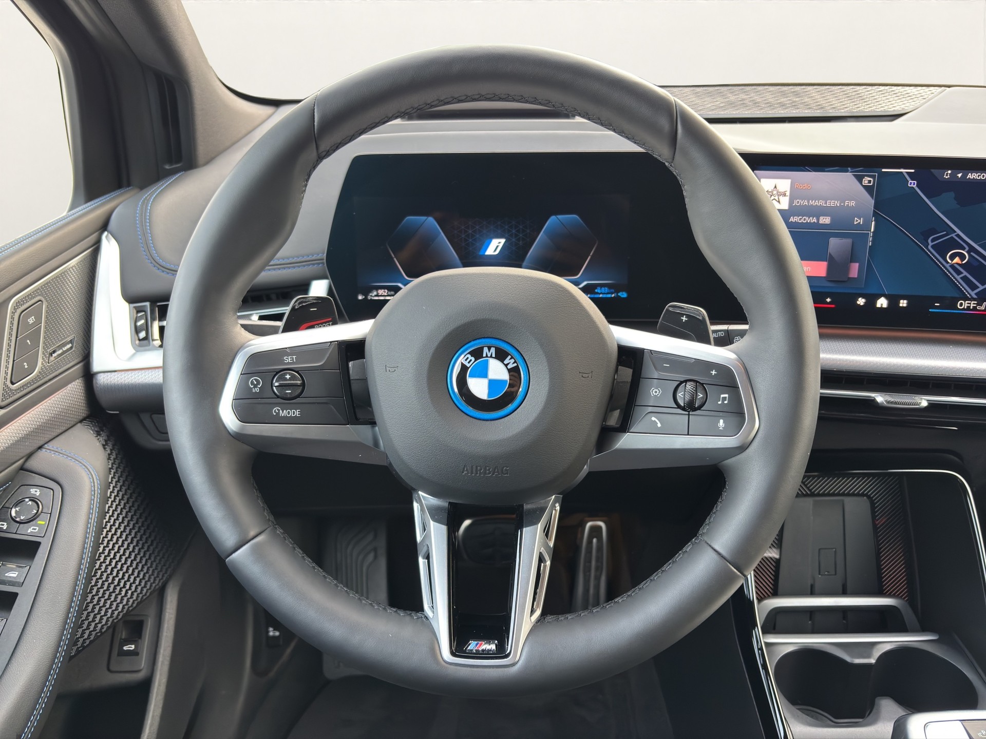 BMW 225e xDr. Act. T. M Sport-image-10