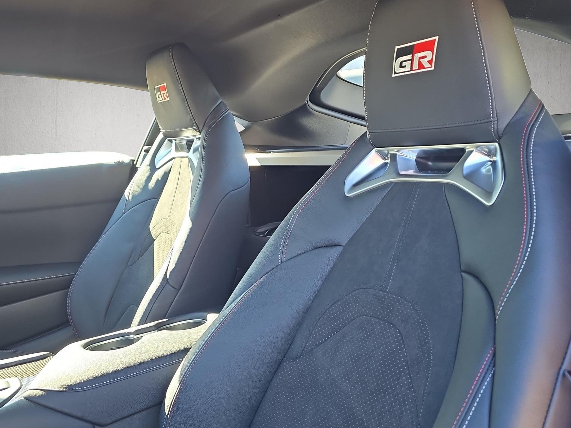 TOYOTA GR Supra 3.0 T Speed Force-image-9
