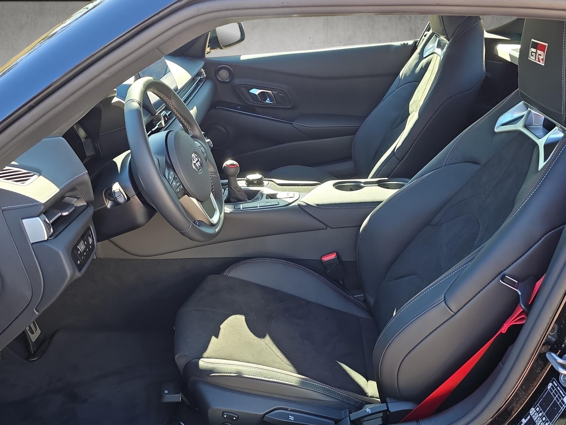 TOYOTA GR Supra 3.0 T Speed Force-image-8