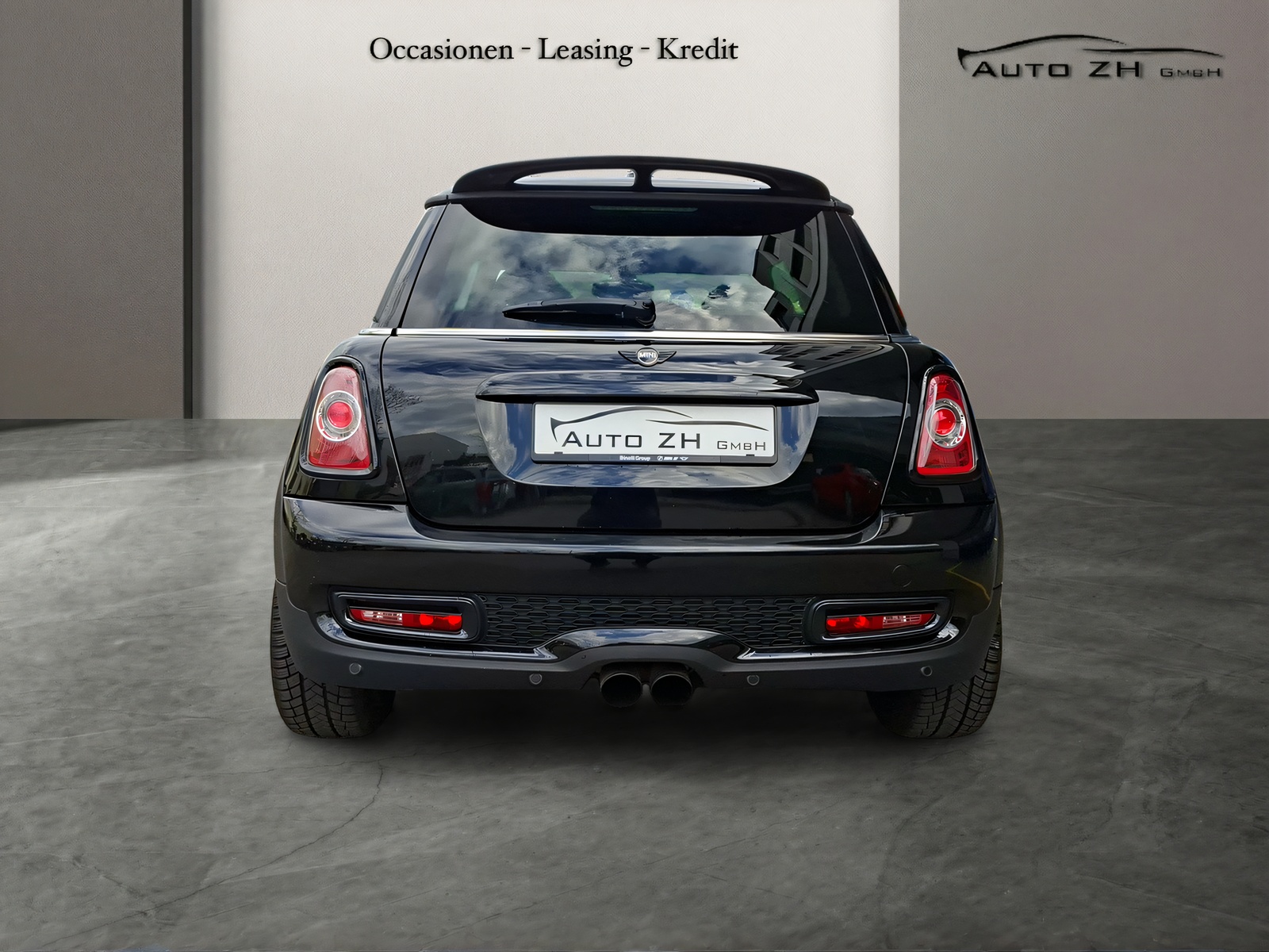 MINI Cooper John Cooper Works All Black-image-5
