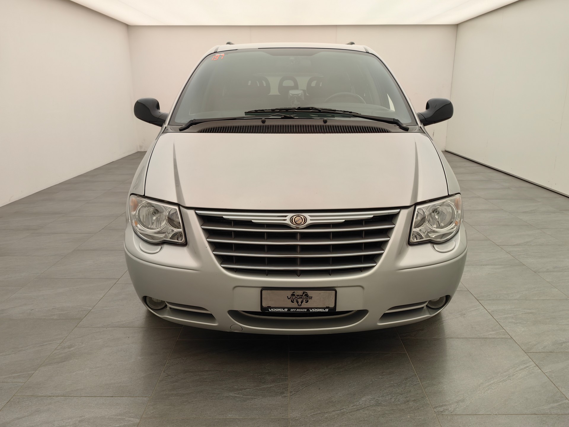 CHRYSLER Grand Voyagerger 3.3 AWD-showroom-element-1