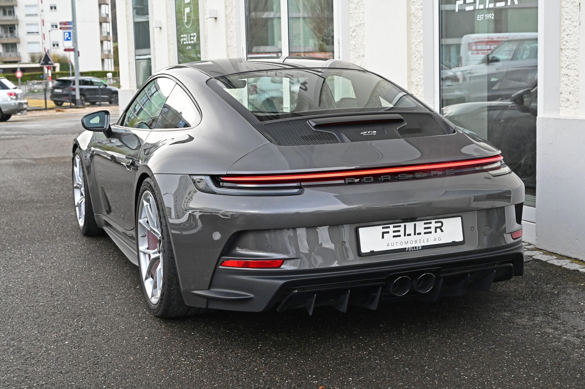 PORSCHE 911 GT3 Touring PDK-image-9