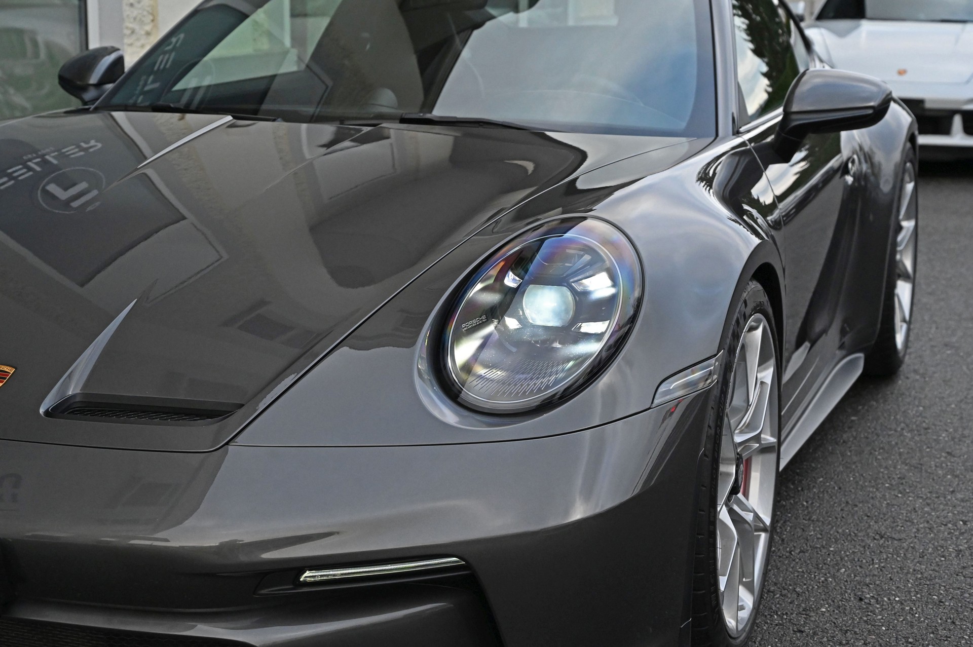PORSCHE 911 GT3 Touring PDK-image-4