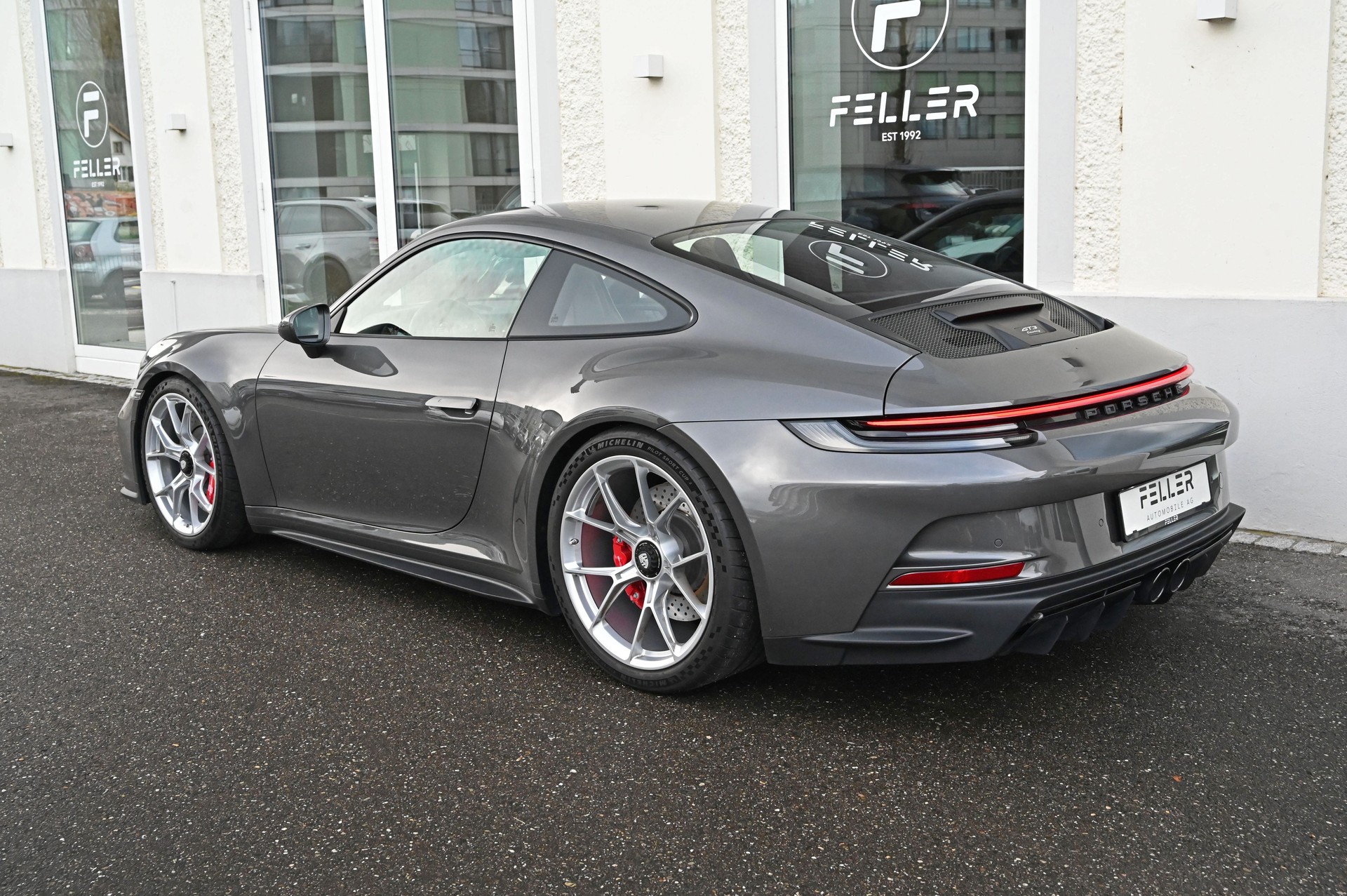 PORSCHE 911 GT3 Touring PDK-image-8