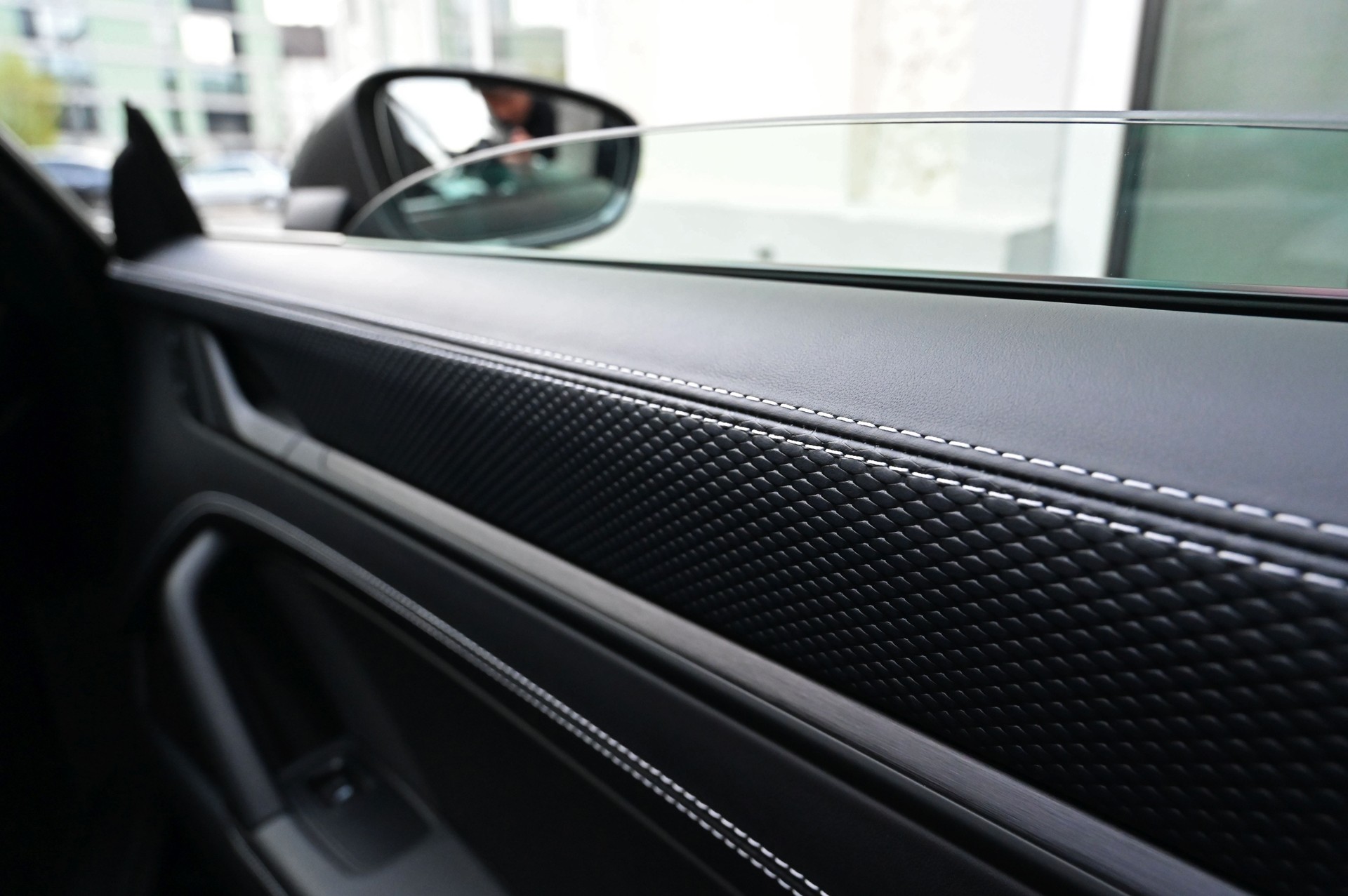 PORSCHE 911 GT3 Touring PDK-image-26