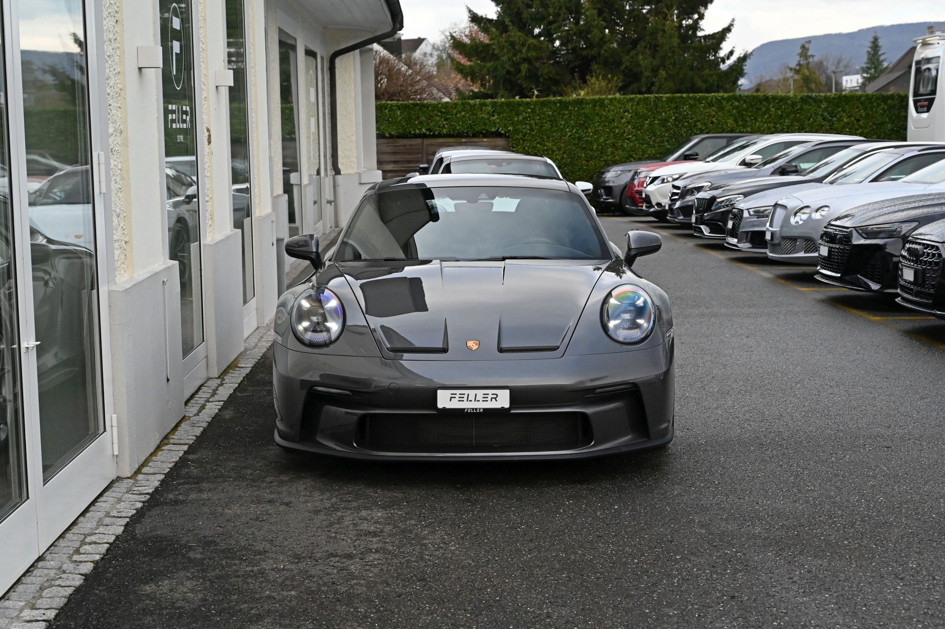 PORSCHE 911 GT3 Touring PDK-showroom-element-1
