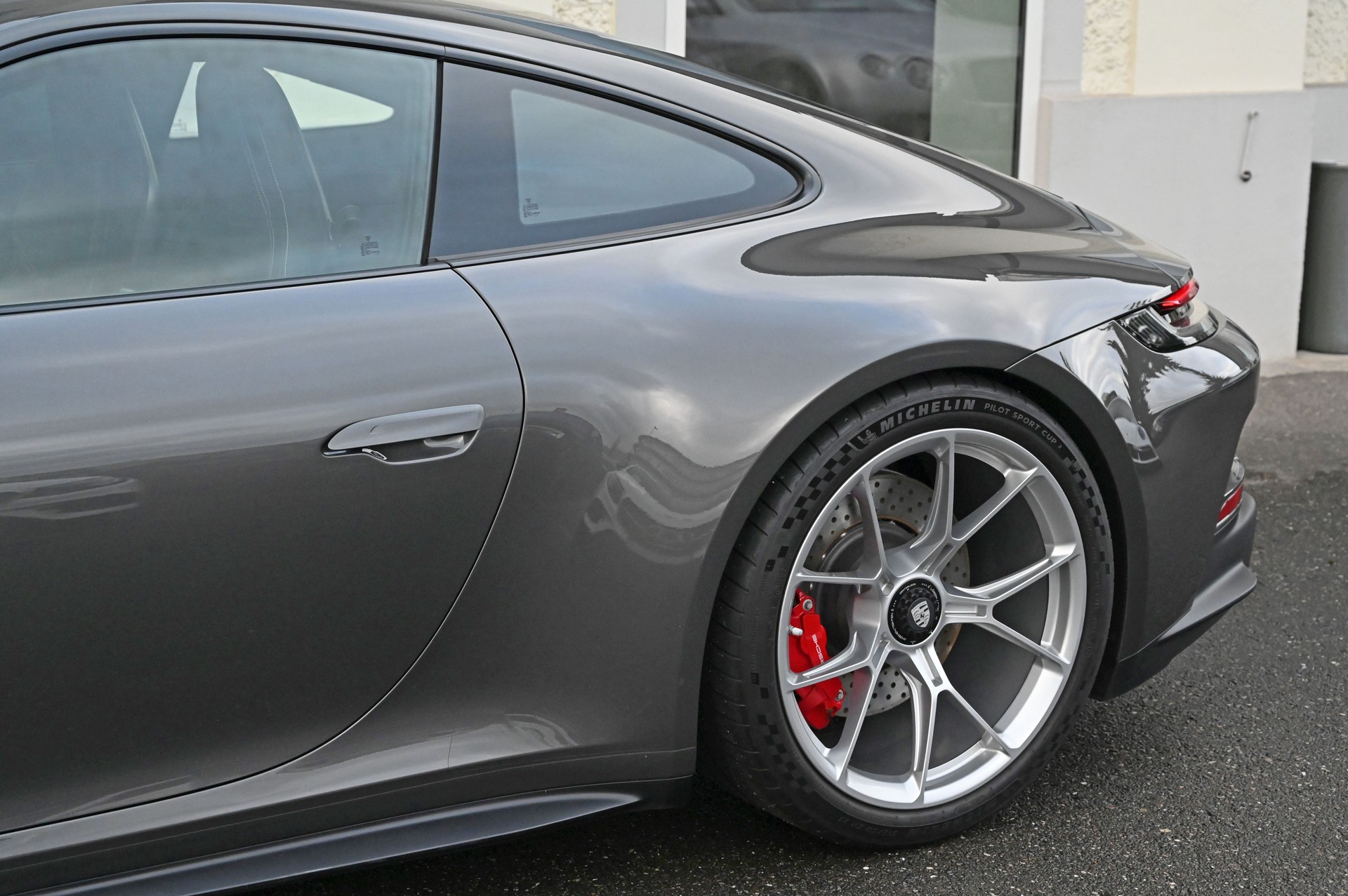 PORSCHE 911 GT3 Touring PDK-image-7