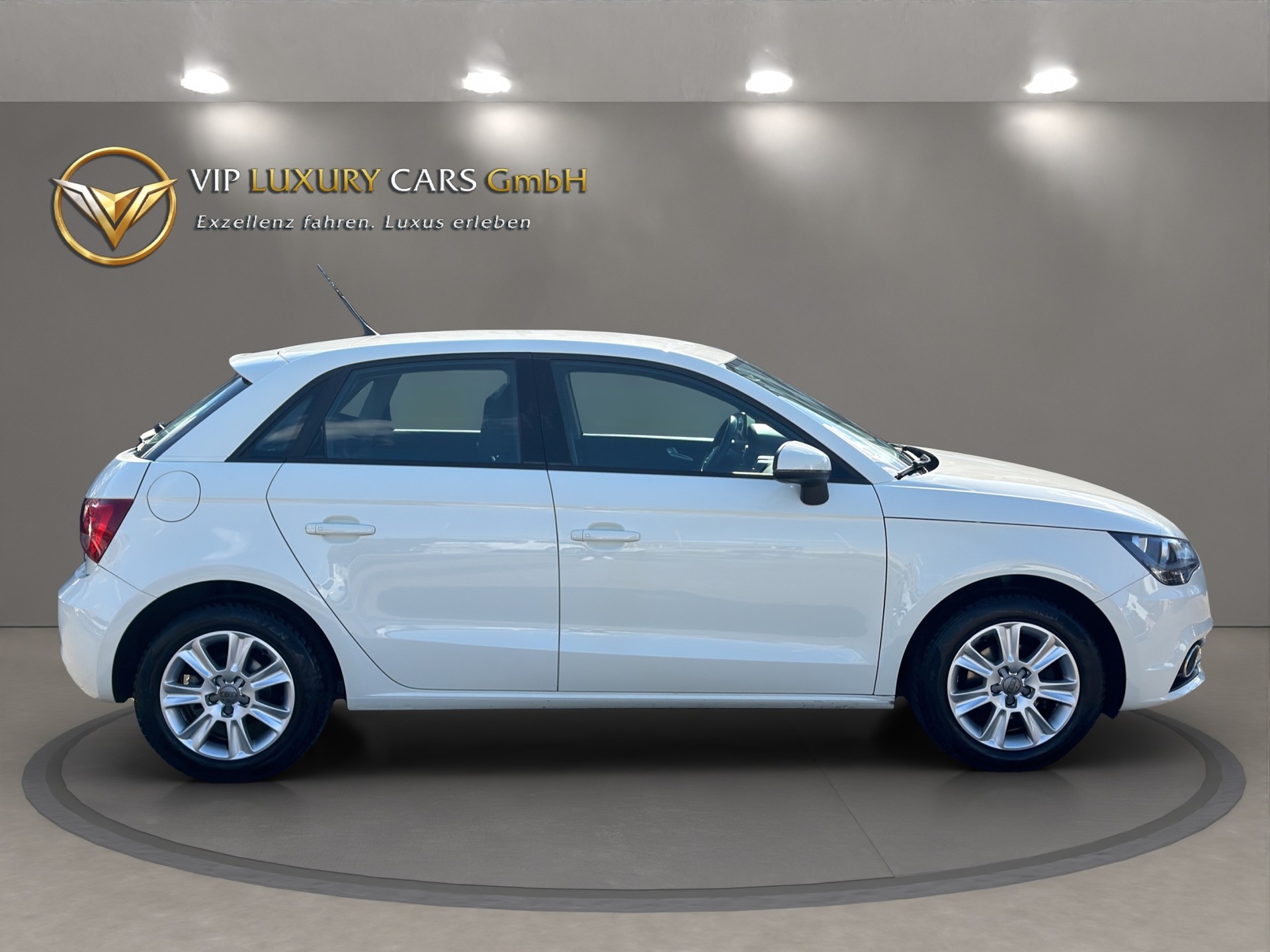 AUDI A1 Sportback 1.2 TFSI Attraction-image-4