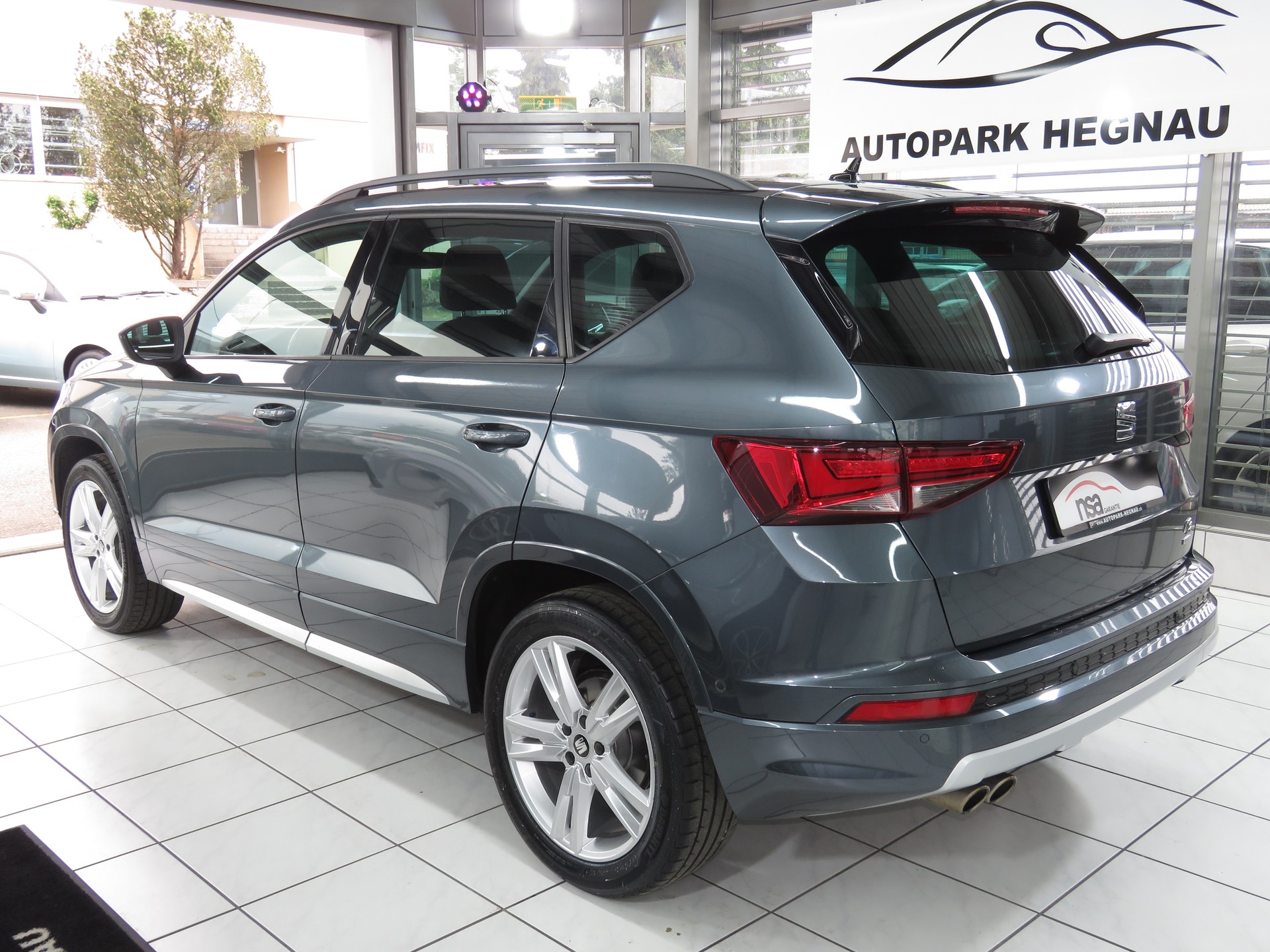 SEAT Ateca 2.0 TSI FR 4-Drive DSG (Automat)-image-5