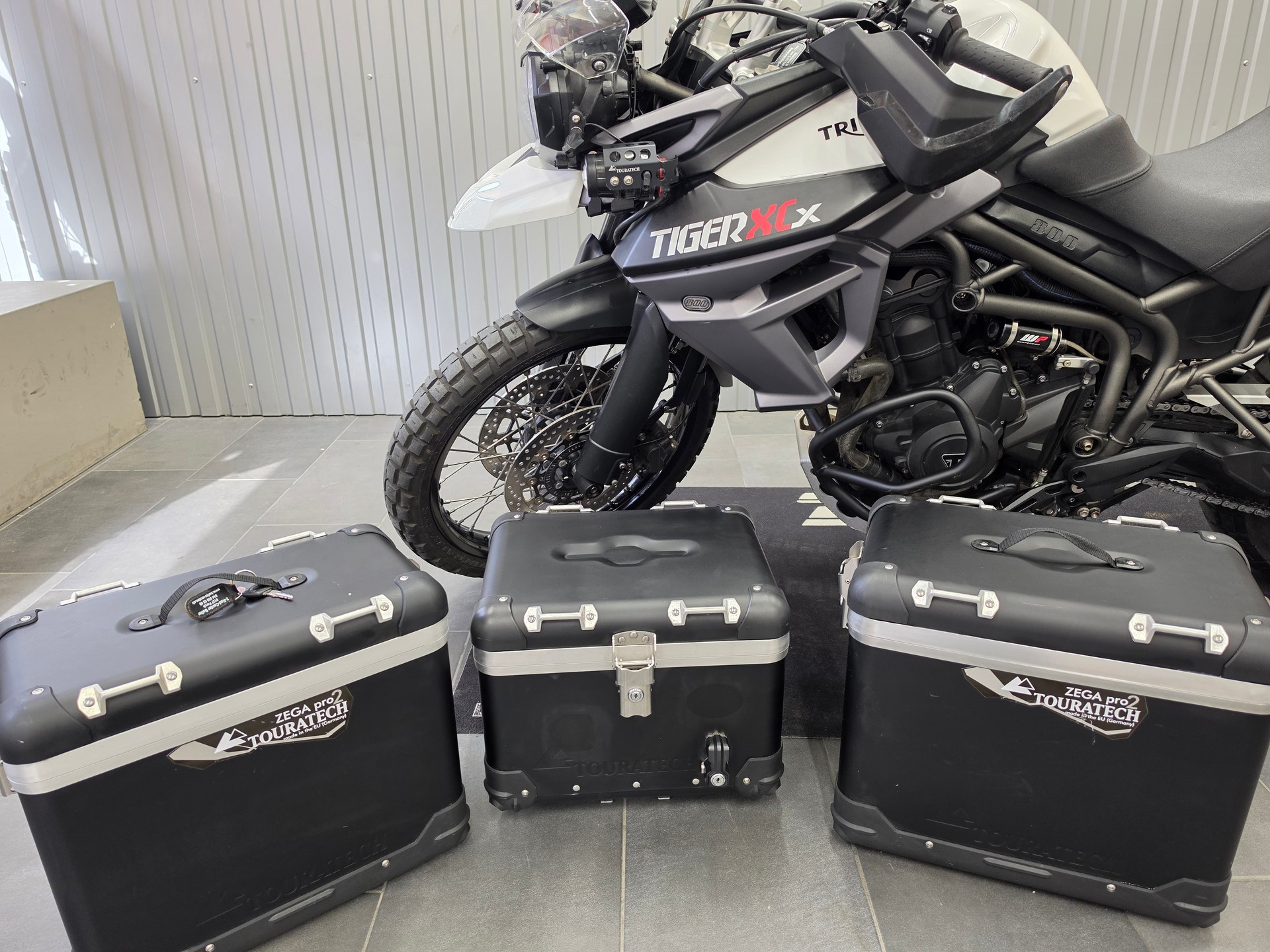 TRIUMPH Tiger 800 XC ABS-image-8