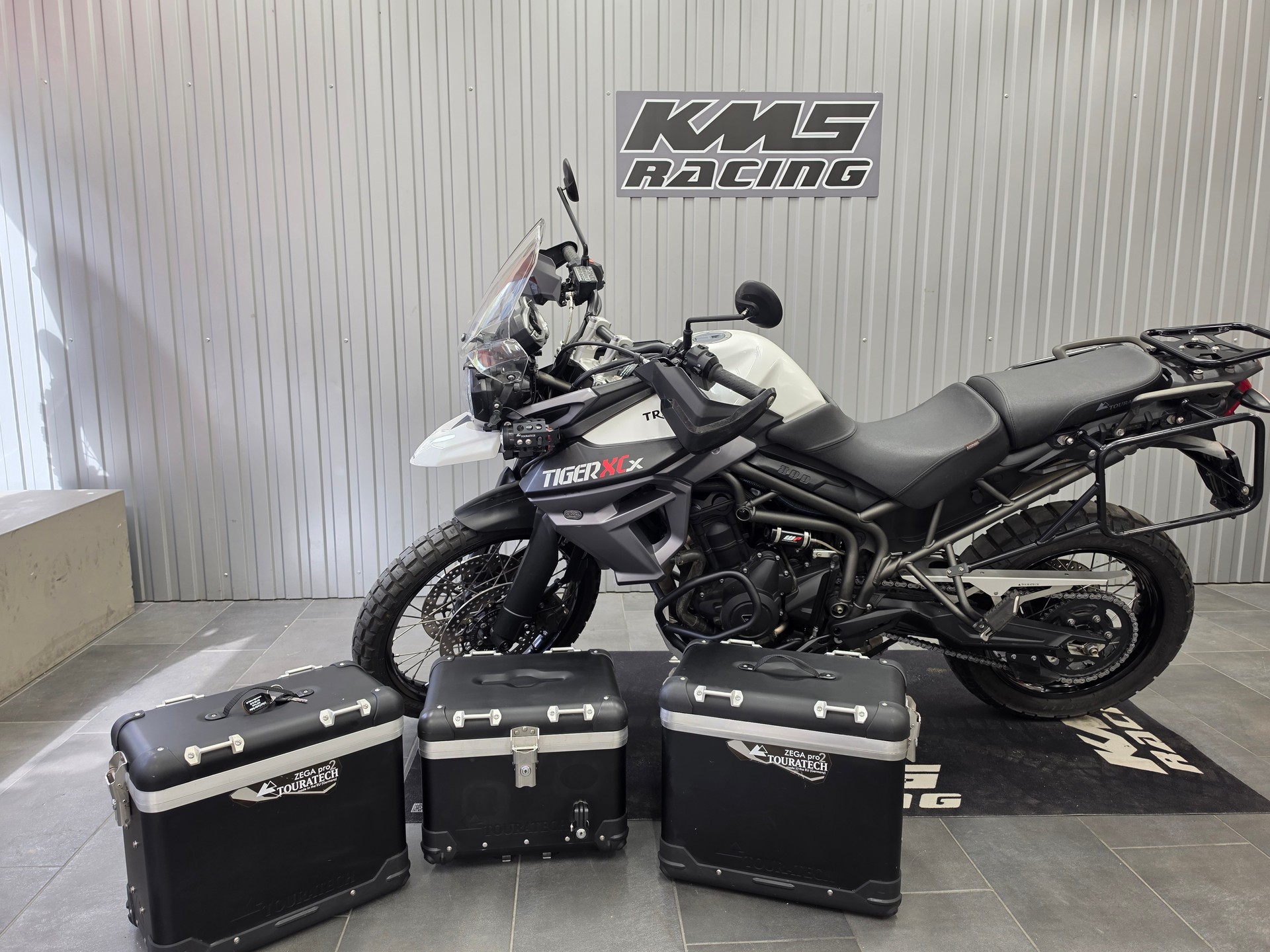 TRIUMPH Tiger 800 XC ABS-image-7