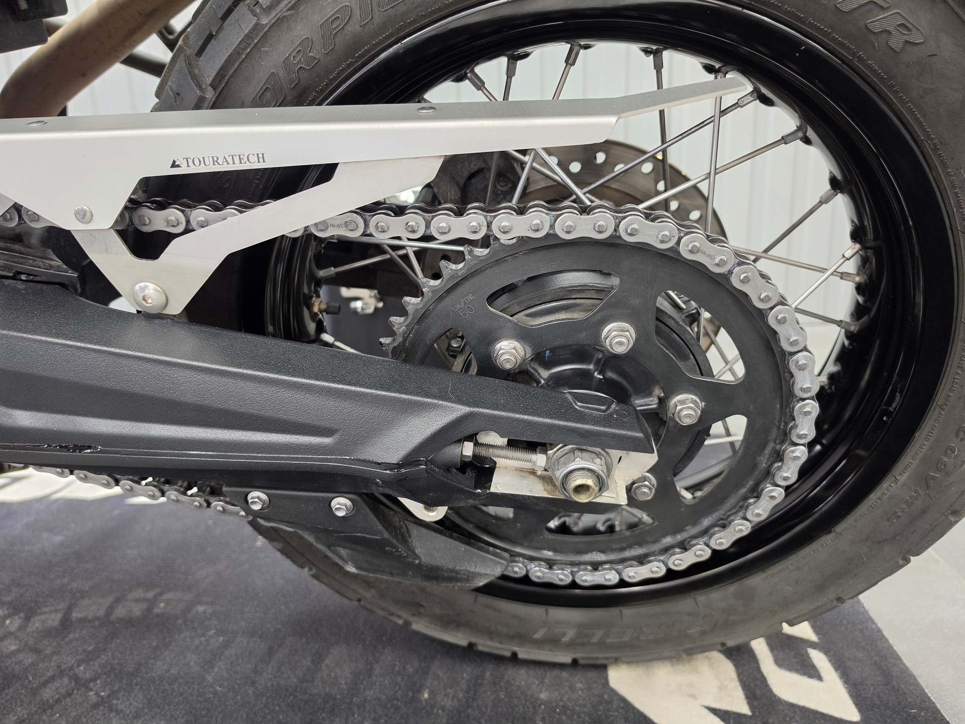 TRIUMPH Tiger 800 XC ABS-image-9