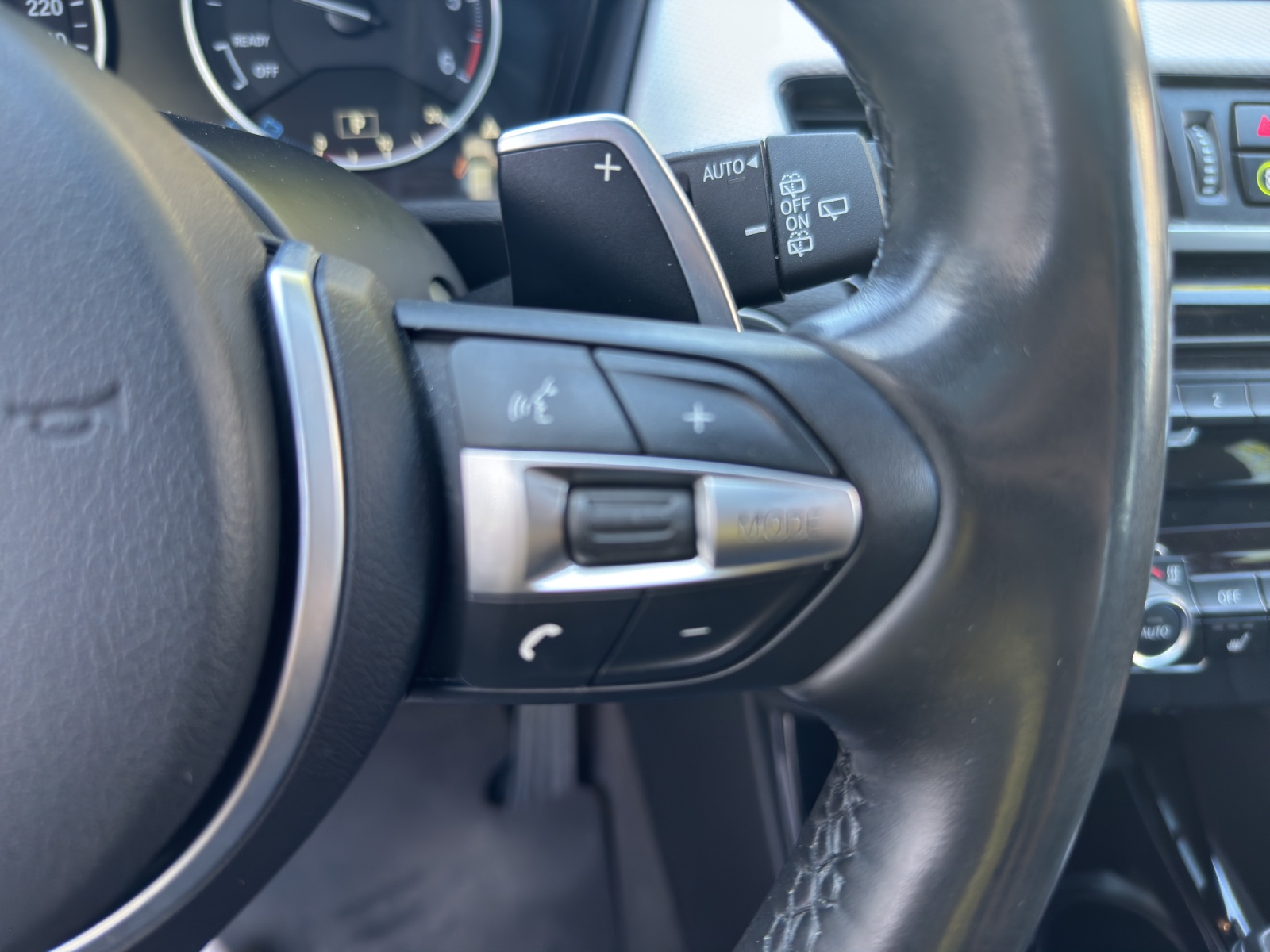 BMW X1 xDrive 25d M Sport Steptronic-image-18