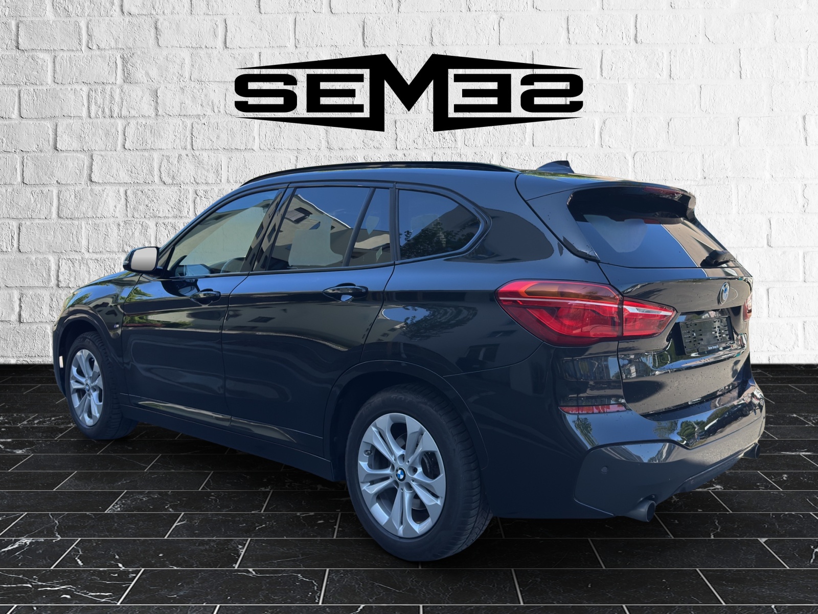 BMW X1 xDrive 25d M Sport Steptronic-showroom-element-2