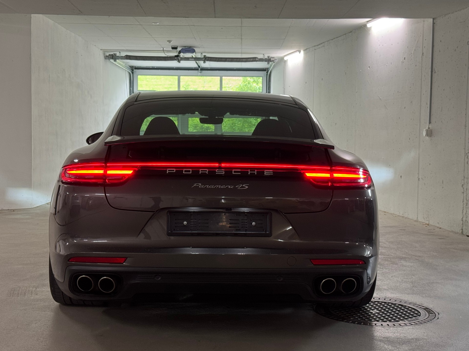 PORSCHE Panamera 4S PDK CH-Fahrzeug-image-5