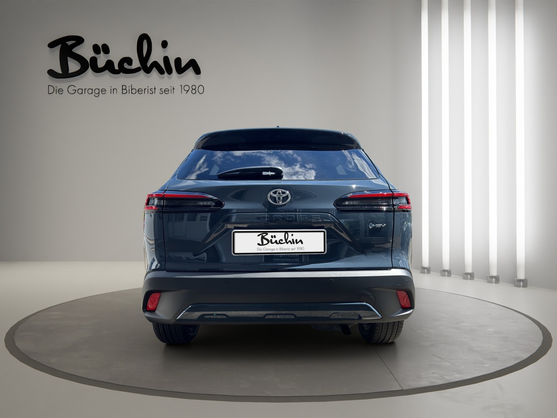 TOYOTA Corolla Cross 1.8 Trend e-CVT-image-5