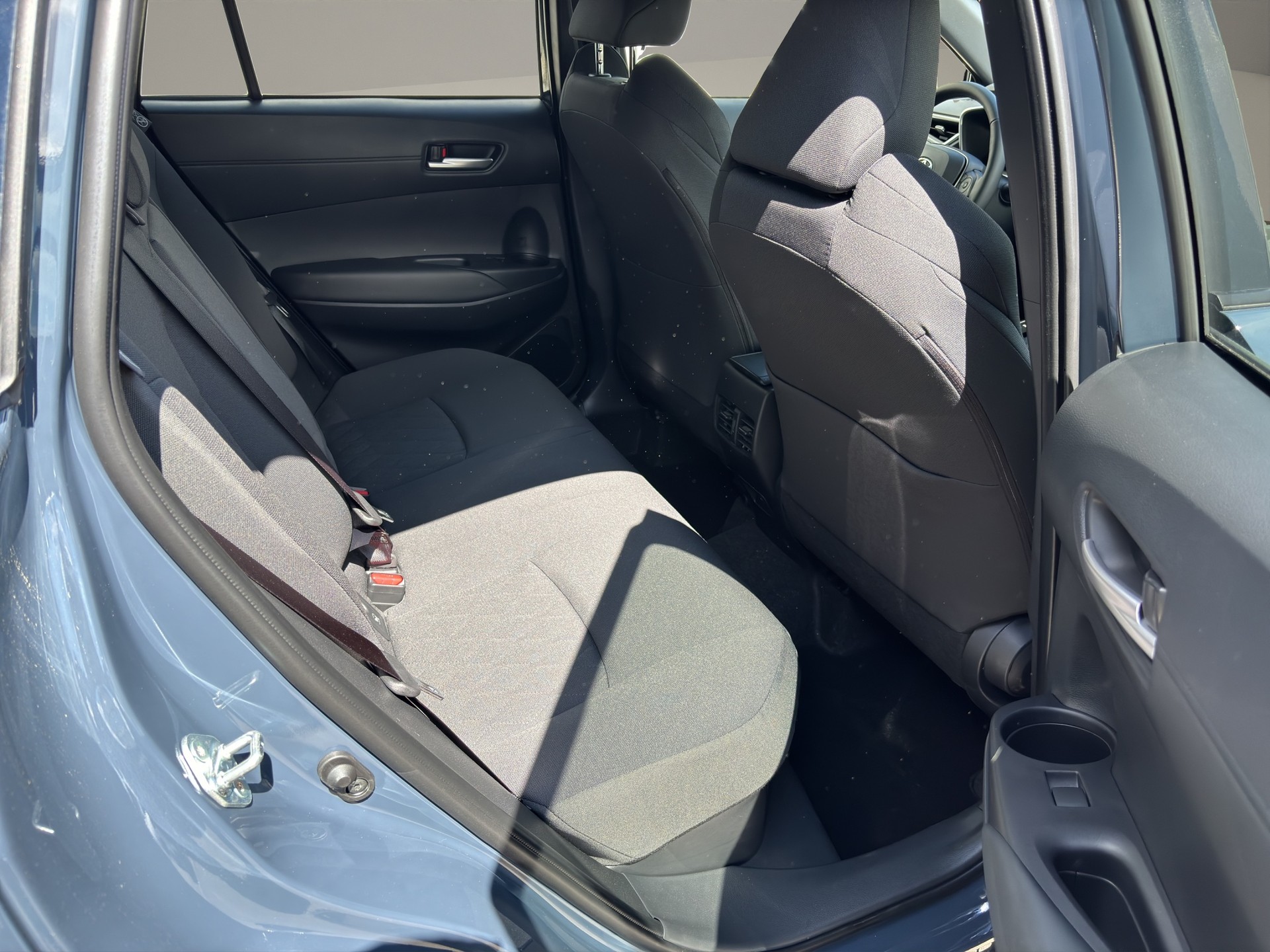 TOYOTA Corolla Cross 1.8 Trend e-CVT-image-12