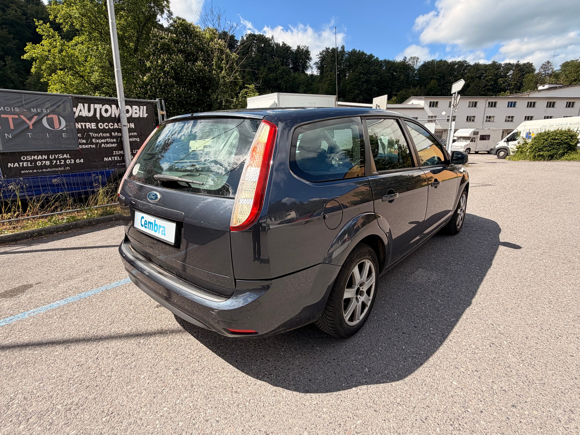 FORD Focus 2.0i Carving Automatic-image-6
