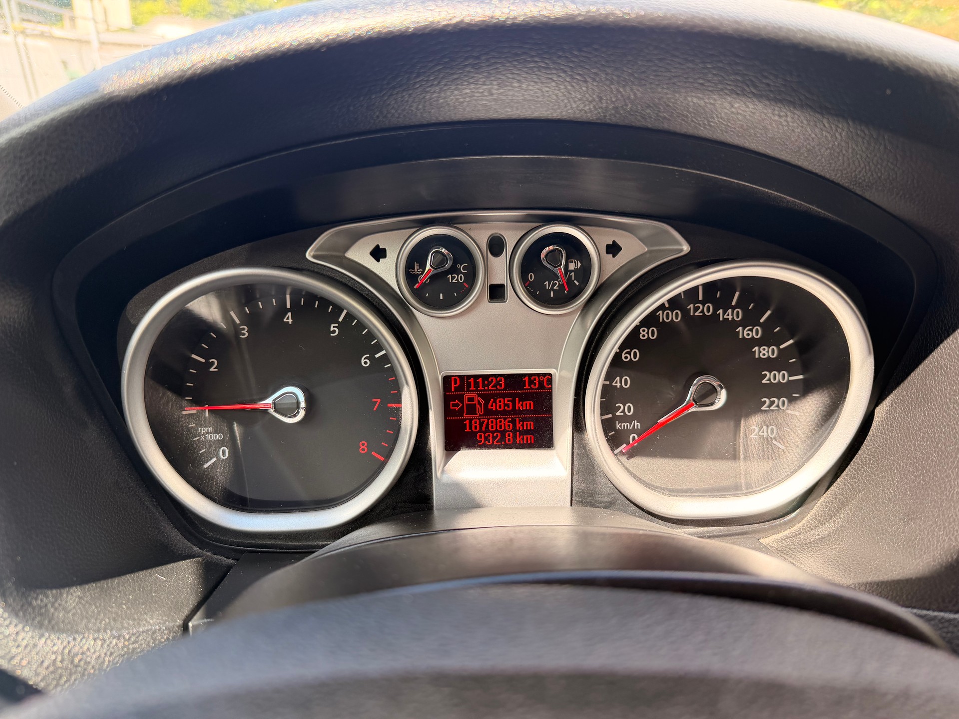 FORD Focus 2.0i Carving Automatic-image-26