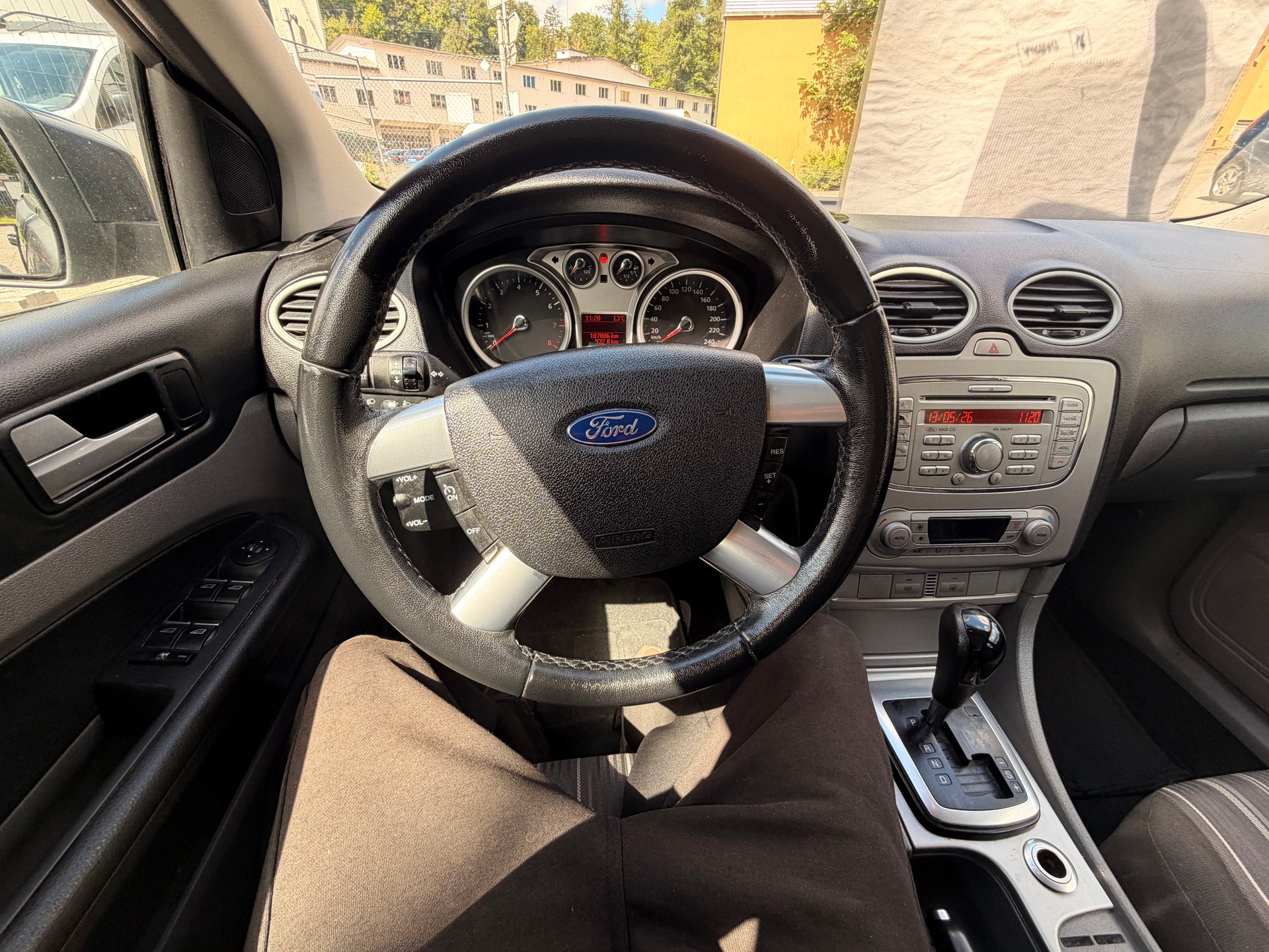FORD Focus 2.0i Carving Automatic-image-25