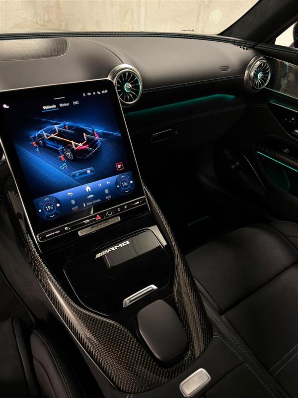 MERCEDES-BENZ AMG GT 63 PRO 4MATIC+ "Motorsport Collectors Edition" 1 of 200-image-22