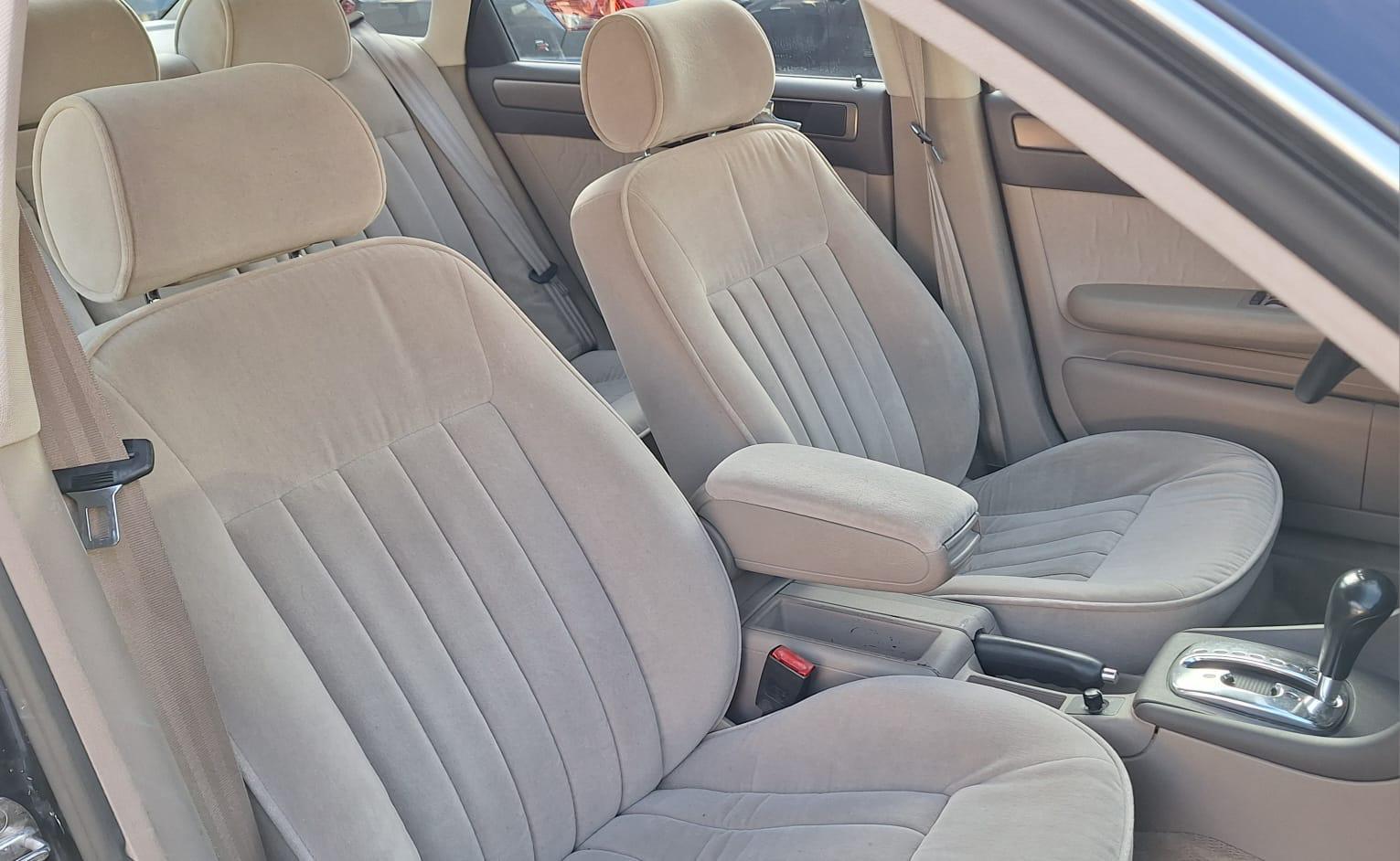 AUDI A6 2.4 Ambition-image-14