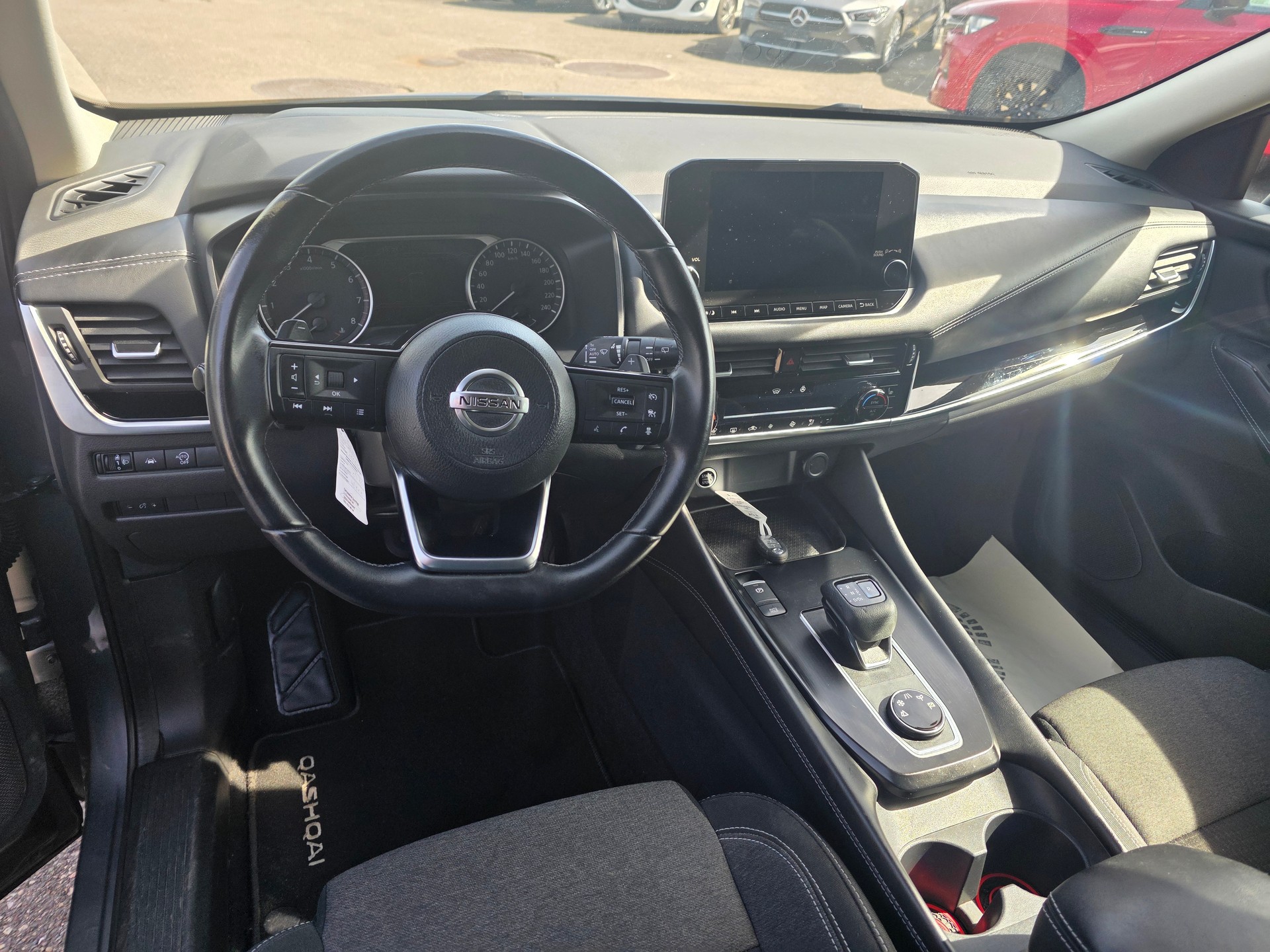 NISSAN Qashqai 1.3 DIG-T MHEV Tekna Xtronic 4x4-image-5
