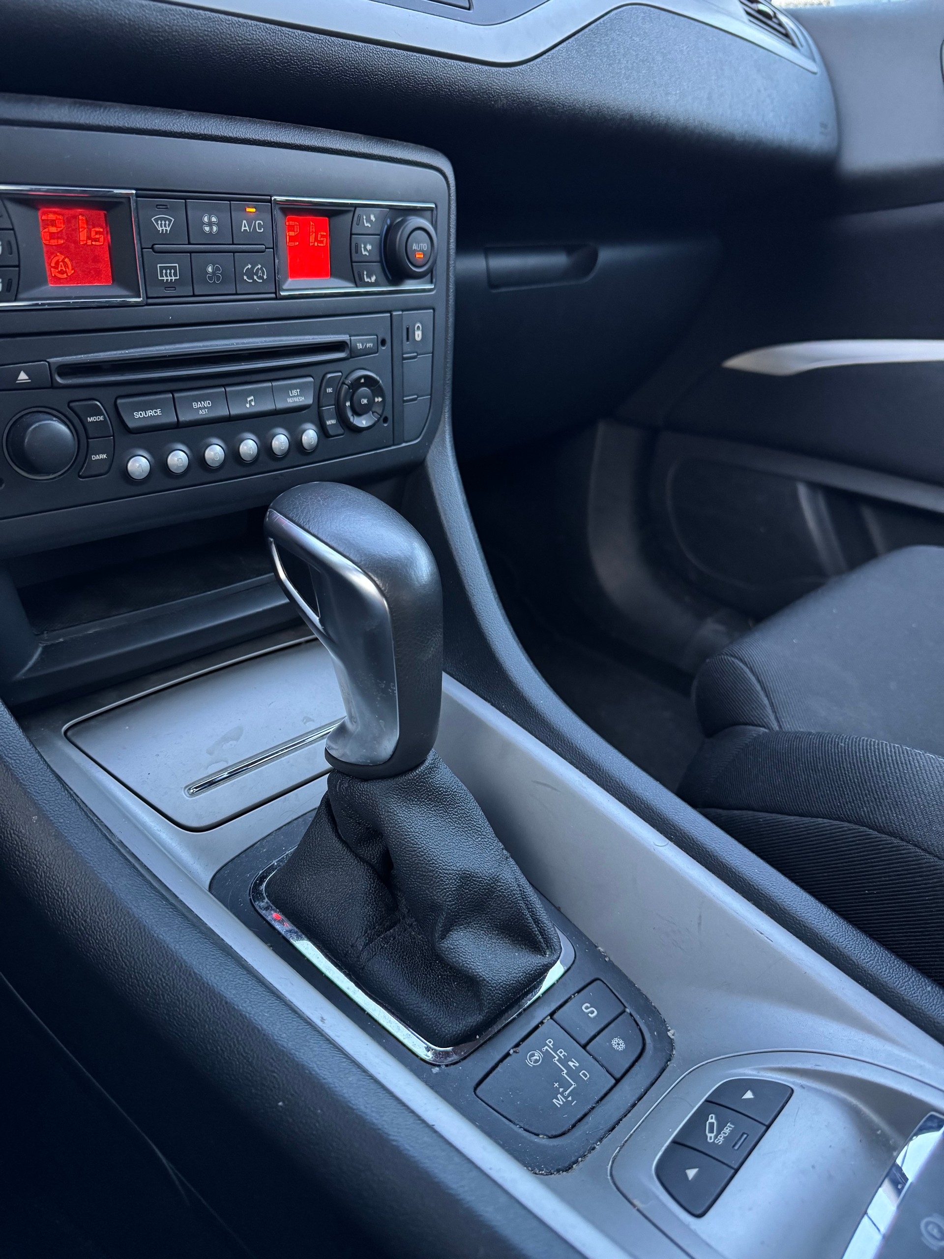CITROEN C5 Berline 1.6 Turbo Exclusive Automatic-image-10