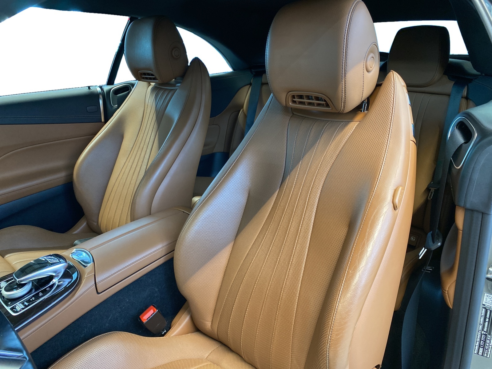 MERCEDES-BENZ E 450 Cabriolet AMG Line 4MATIC-image-8